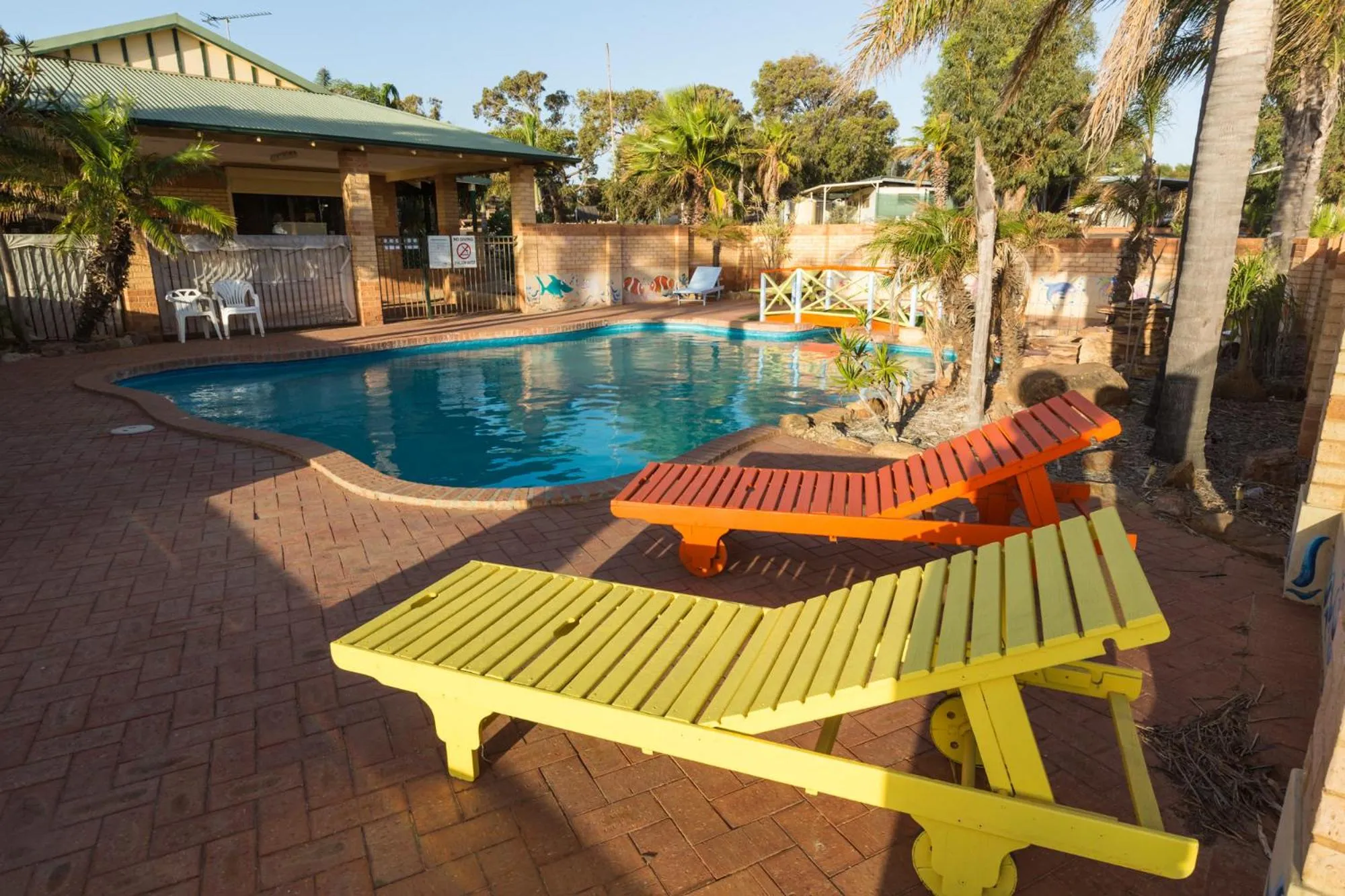 Swimming pool in Drummond Cove Holiday Park
