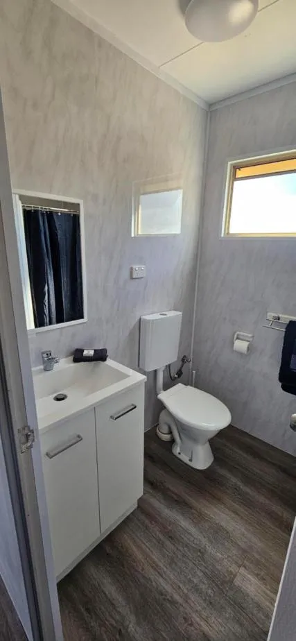 Bathroom in Drummond Cove Holiday Park