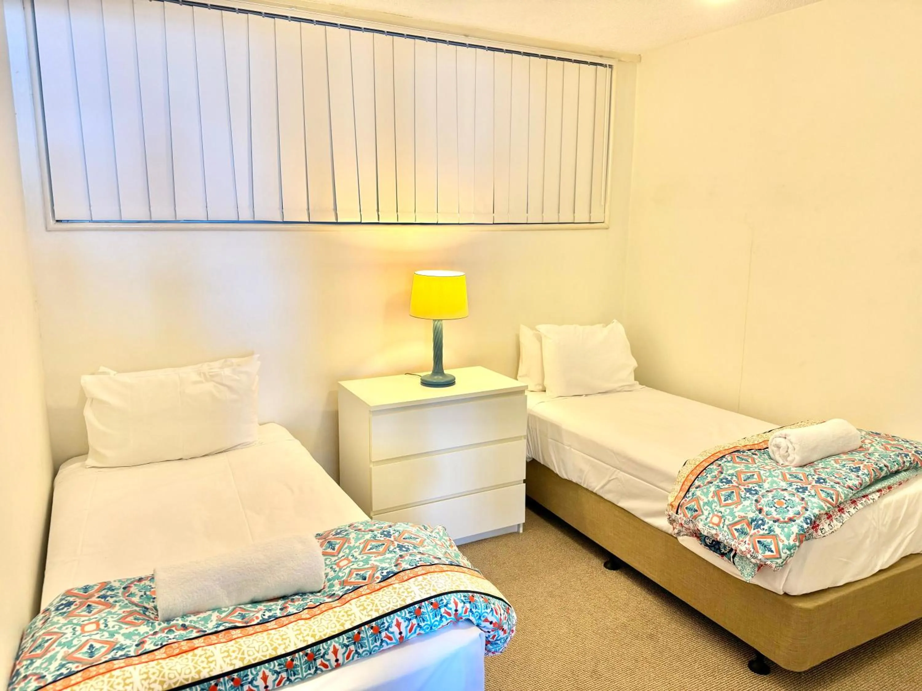 Bedroom, Bed in Hillhaven Holiday Apartments