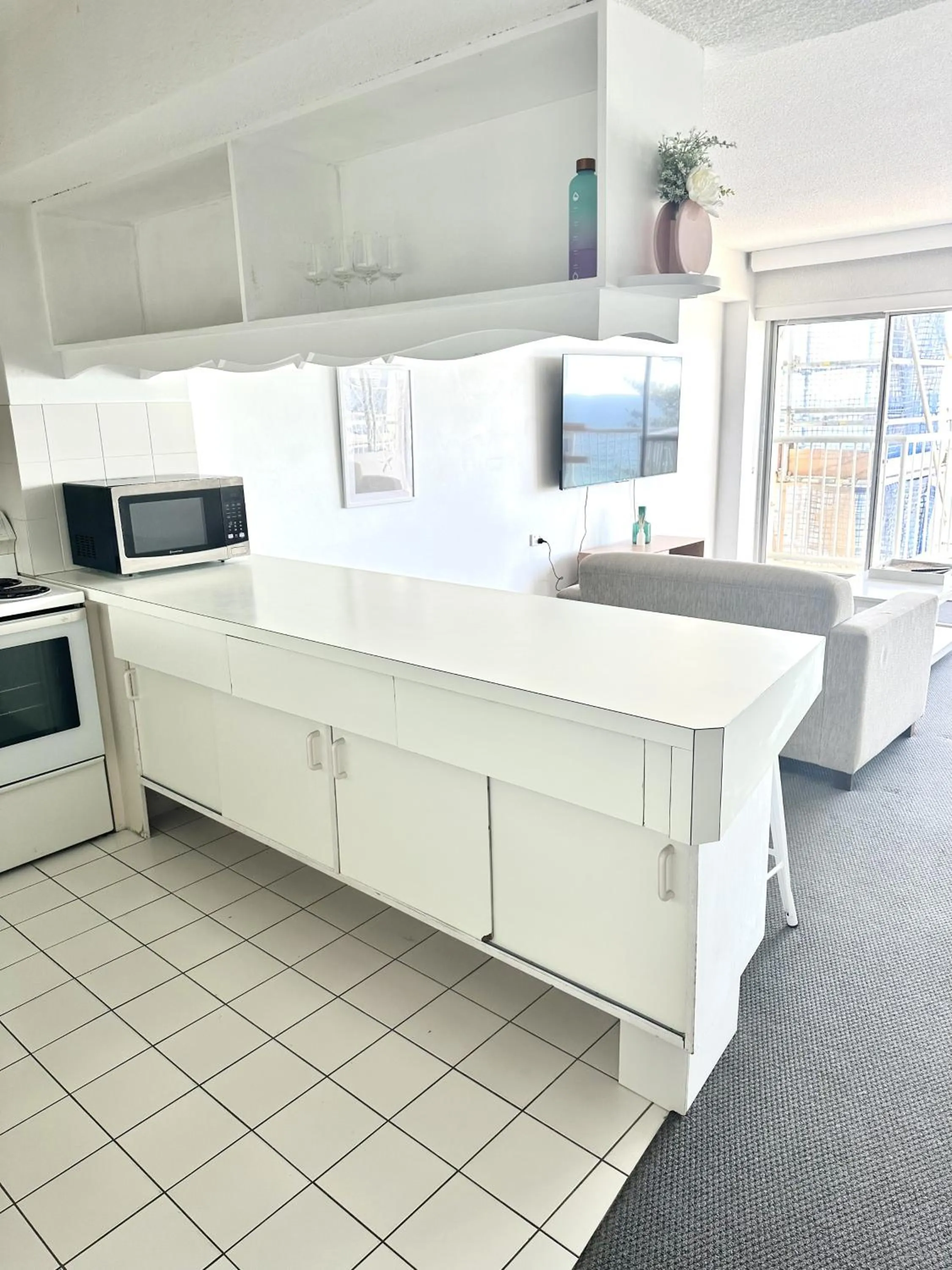 Kitchen or kitchenette in Hillhaven Holiday Apartments