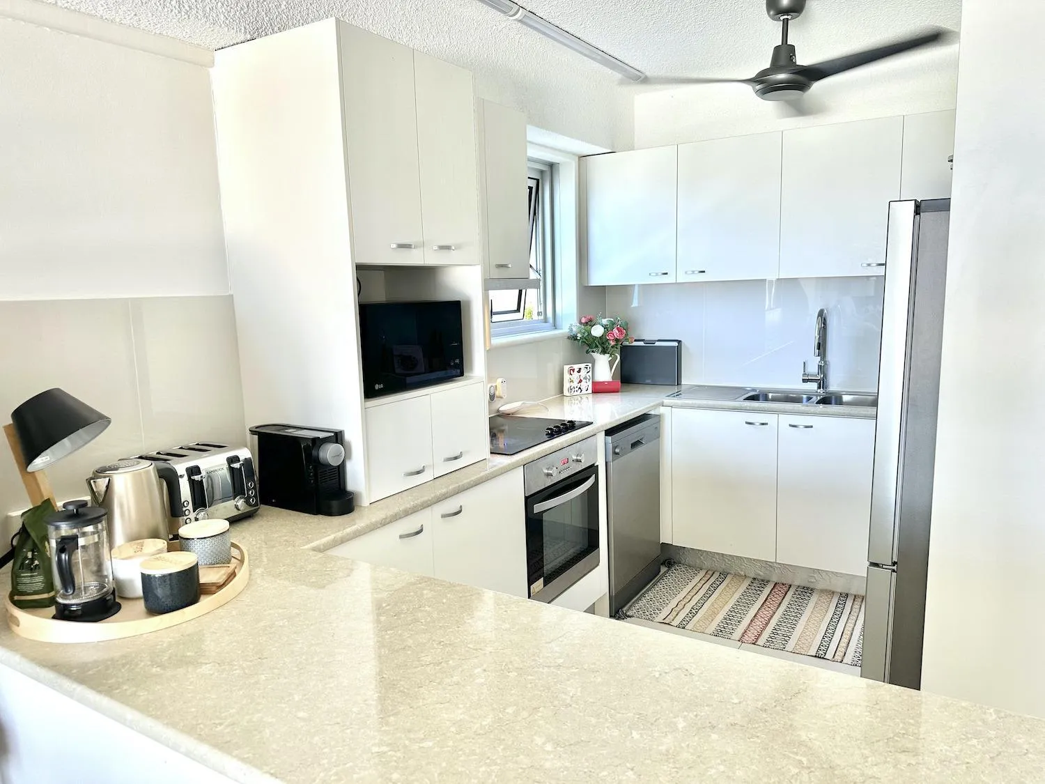 kitchen in Hillhaven Holiday Apartments