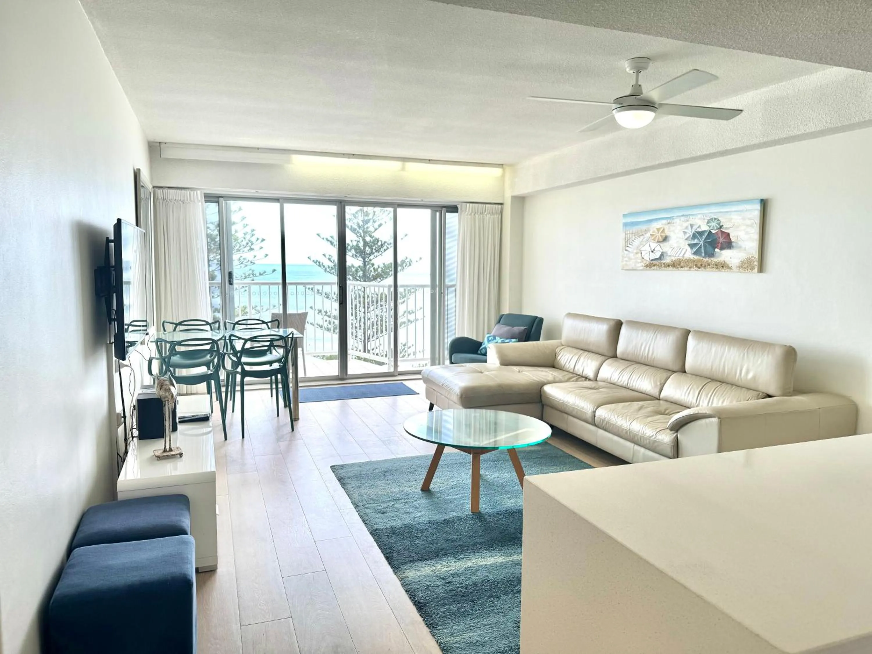 Living room in Hillhaven Holiday Apartments