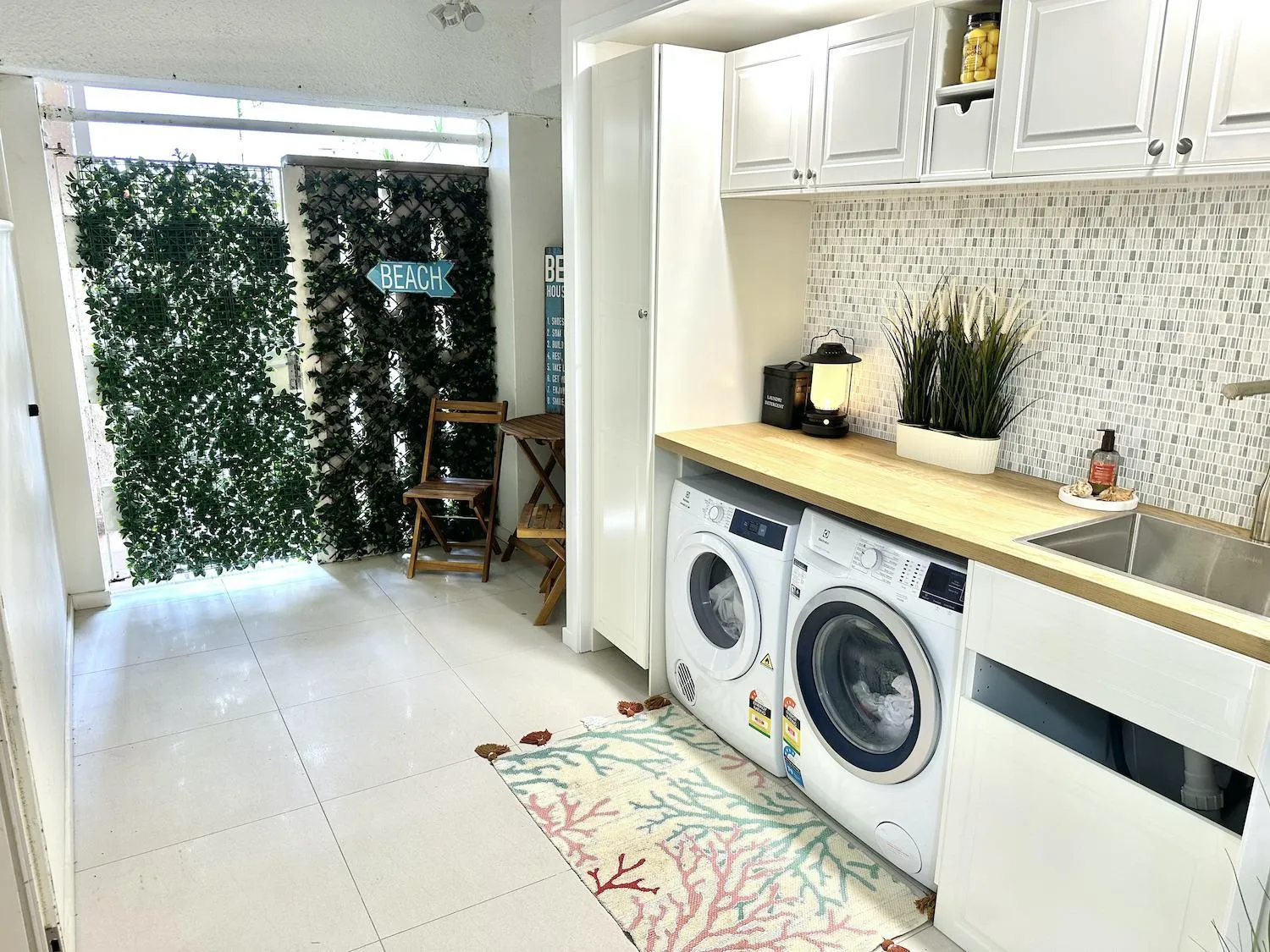 laundry in Hillhaven Holiday Apartments