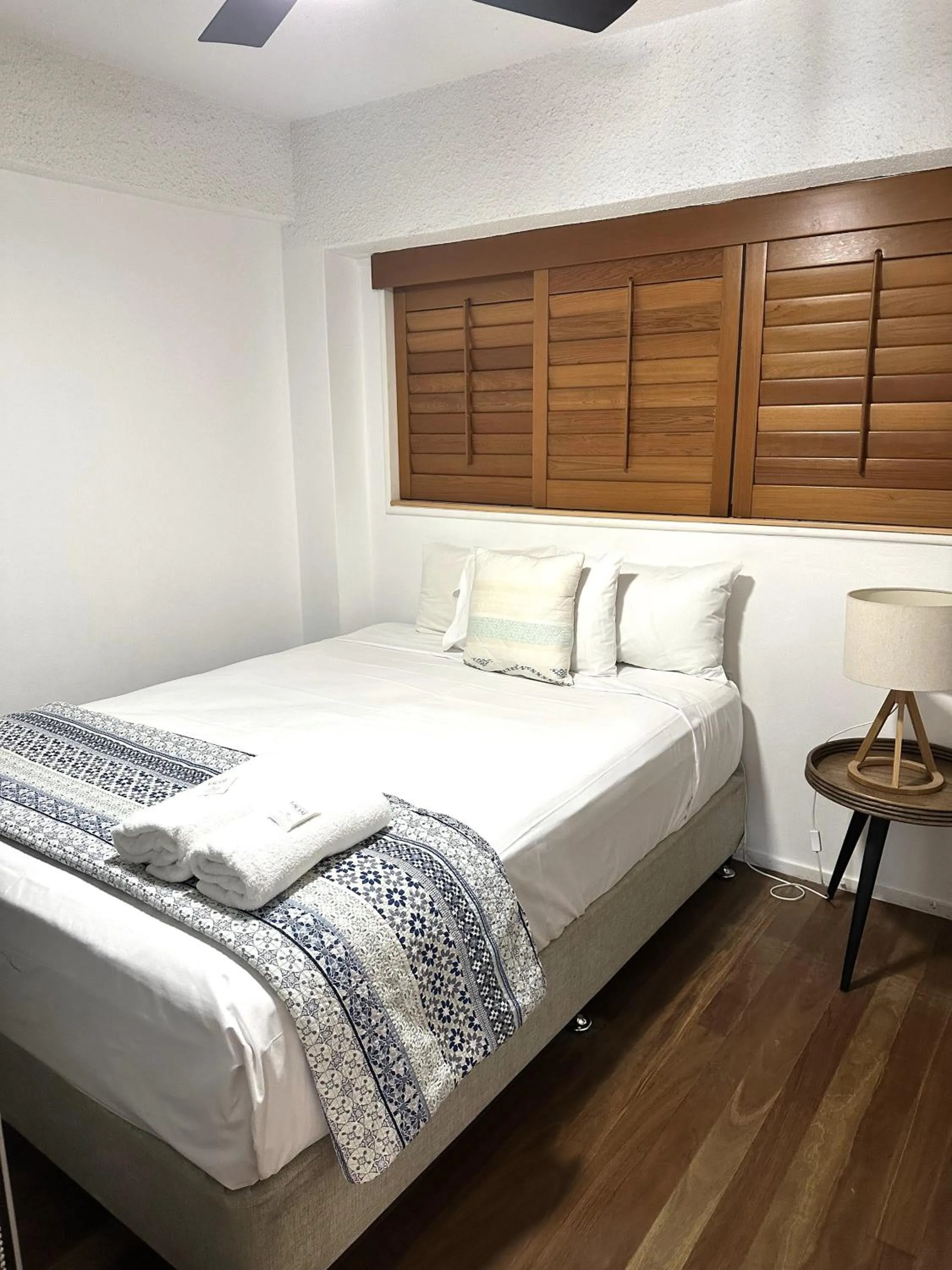 Bedroom, Bed in Hillhaven Holiday Apartments