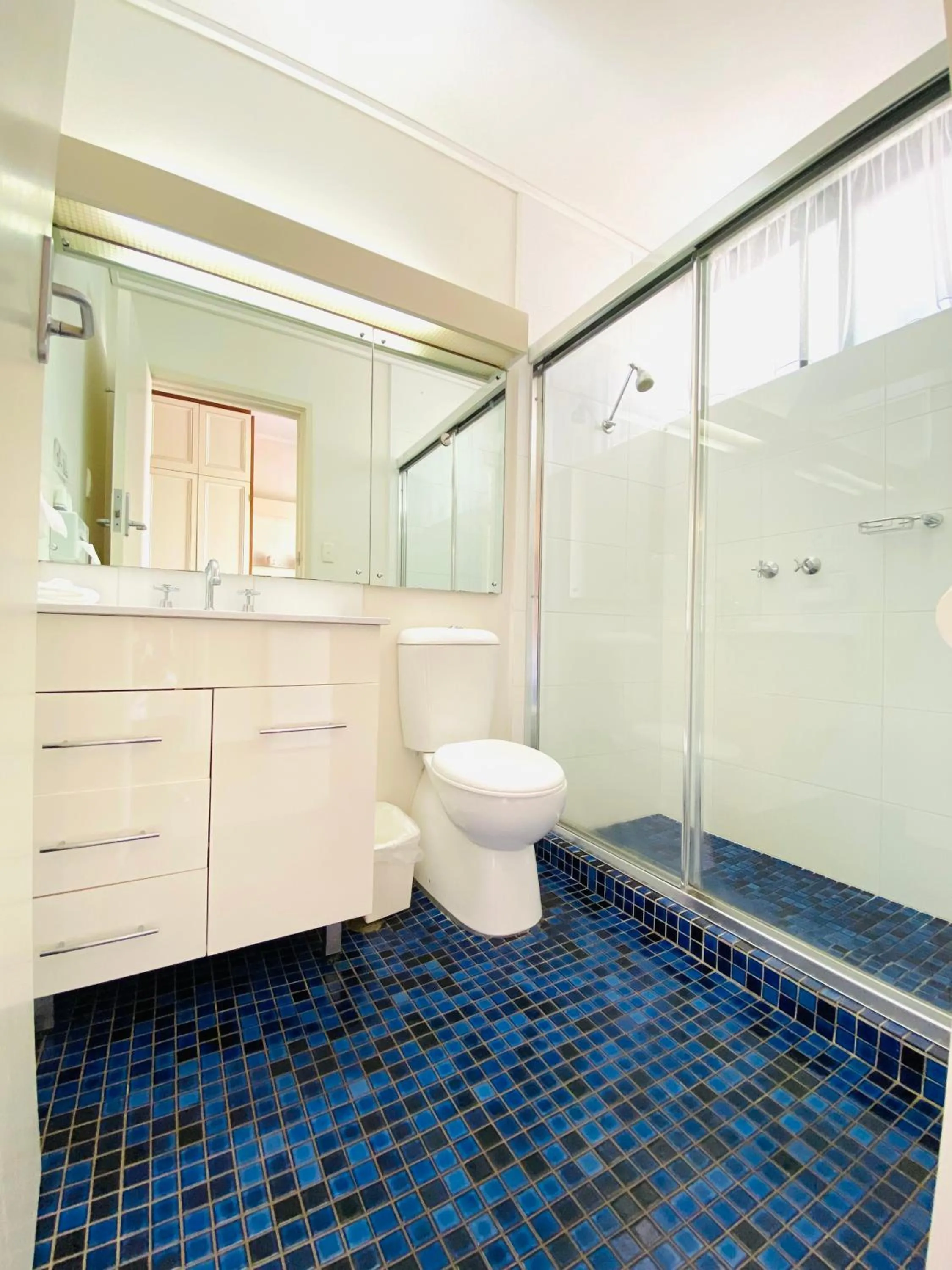 Connells Motel & Serviced Apartments