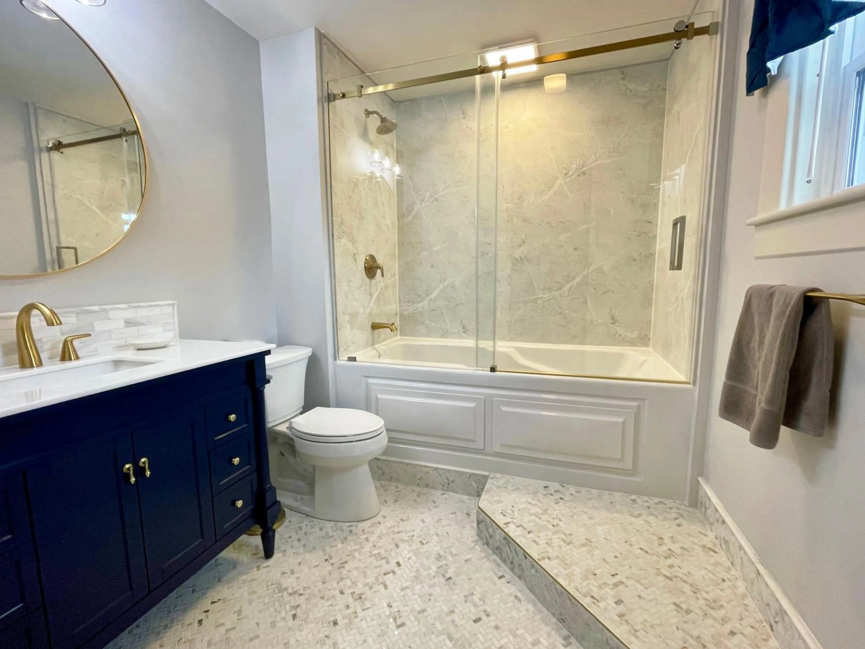 Bathroom in Grand Colonial Bed and Breakfast