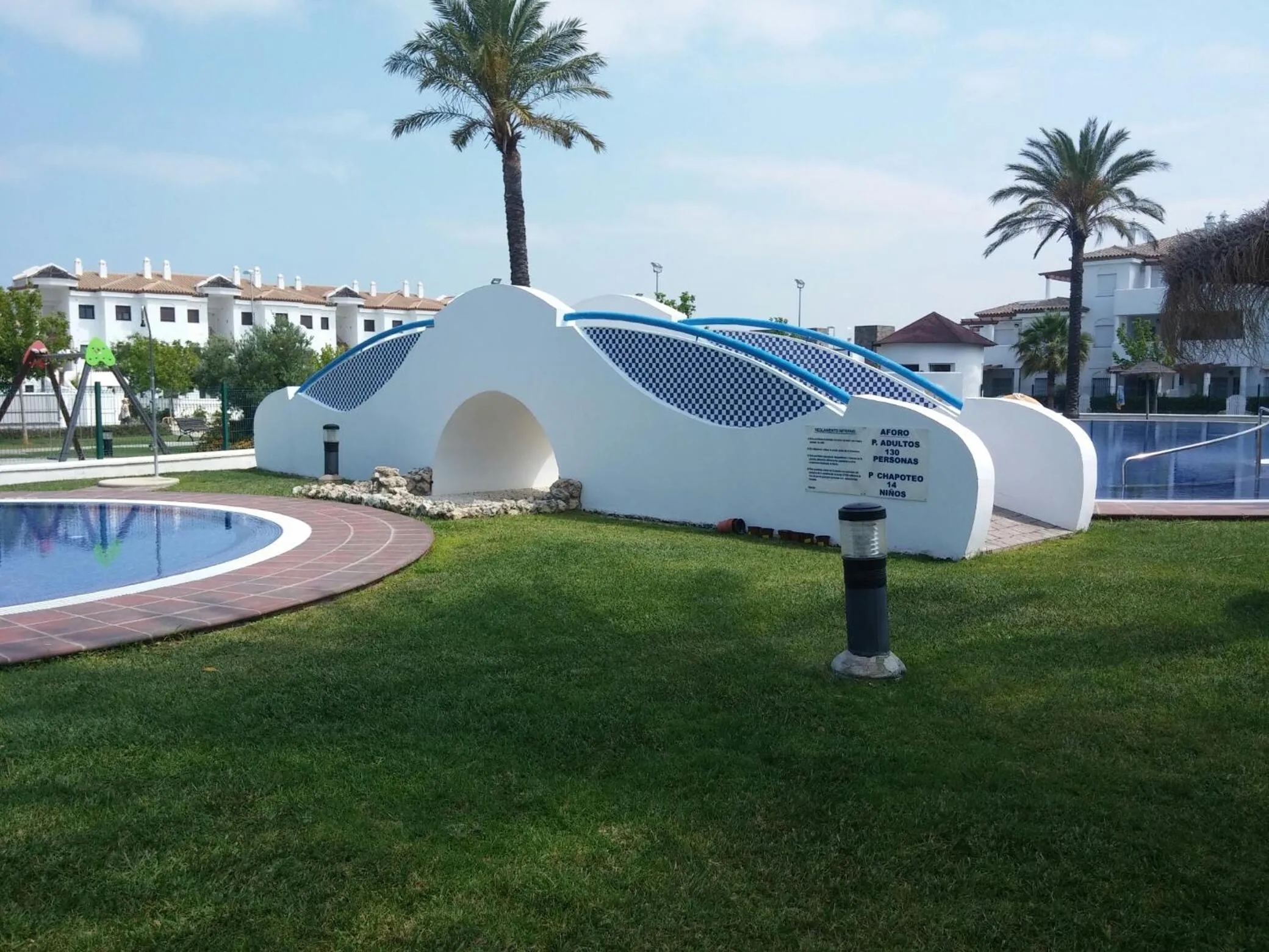 Swimming pool in Taymar