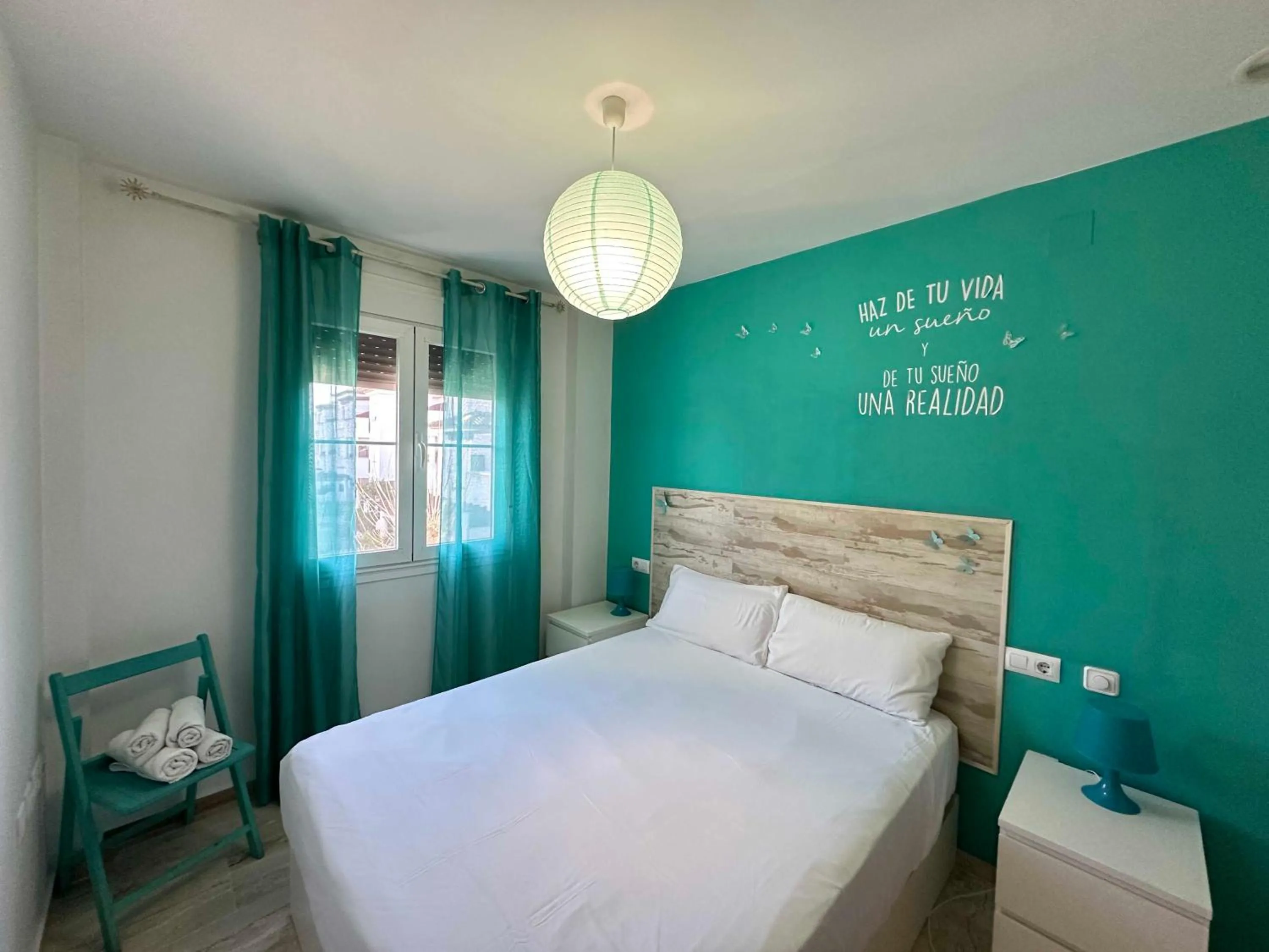 Bed in Taymar