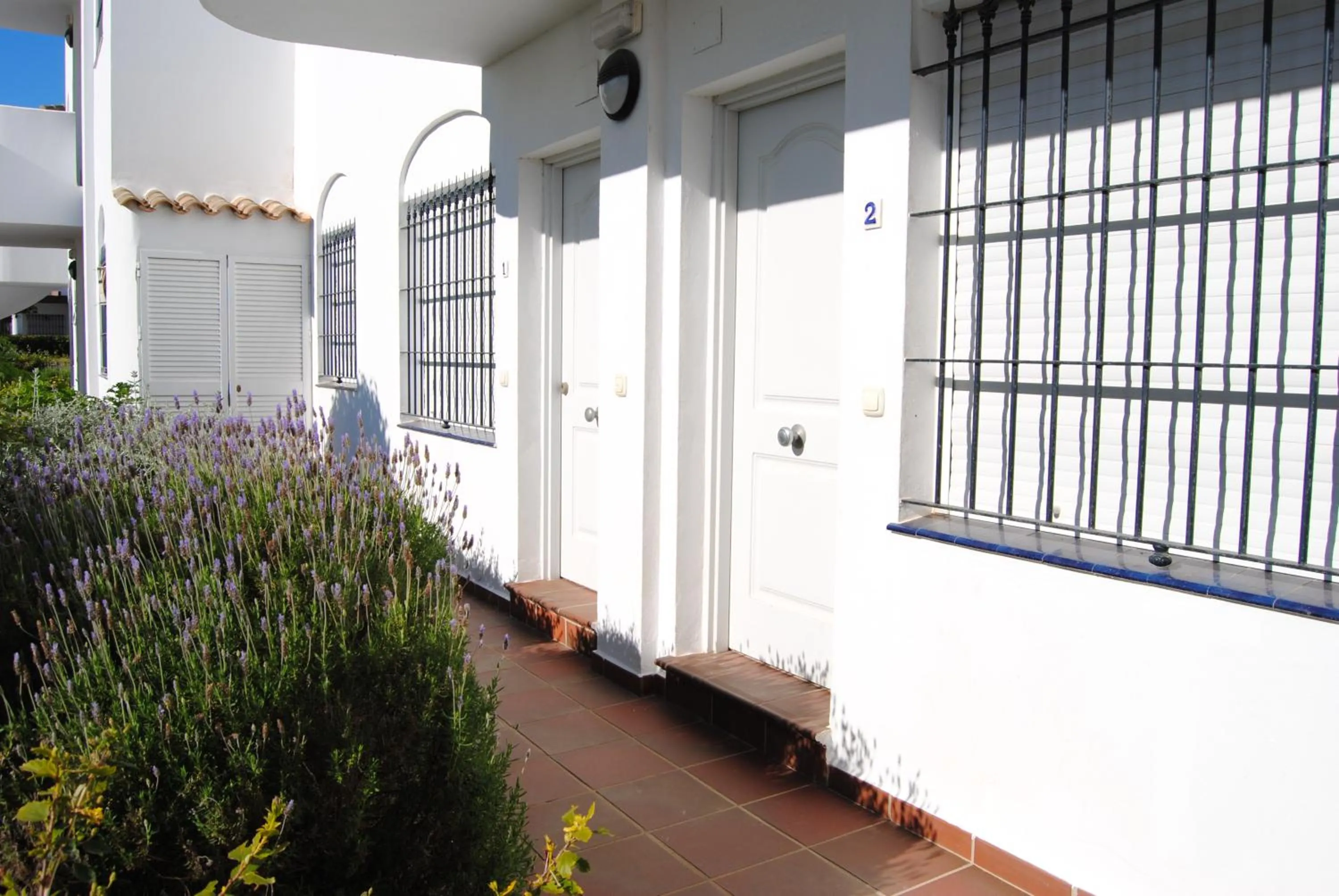 Facade/entrance in Taymar