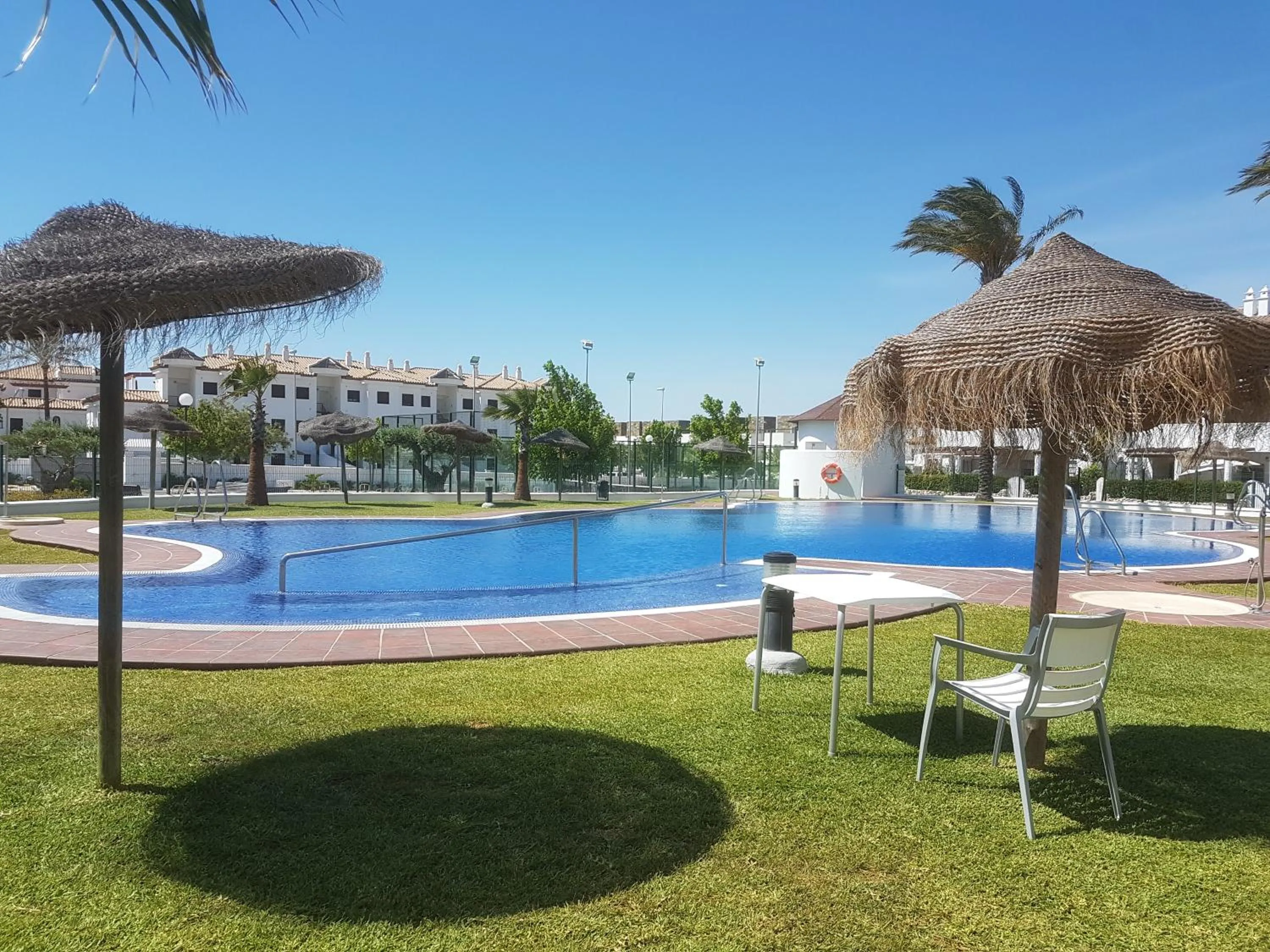 Swimming pool in Taymar