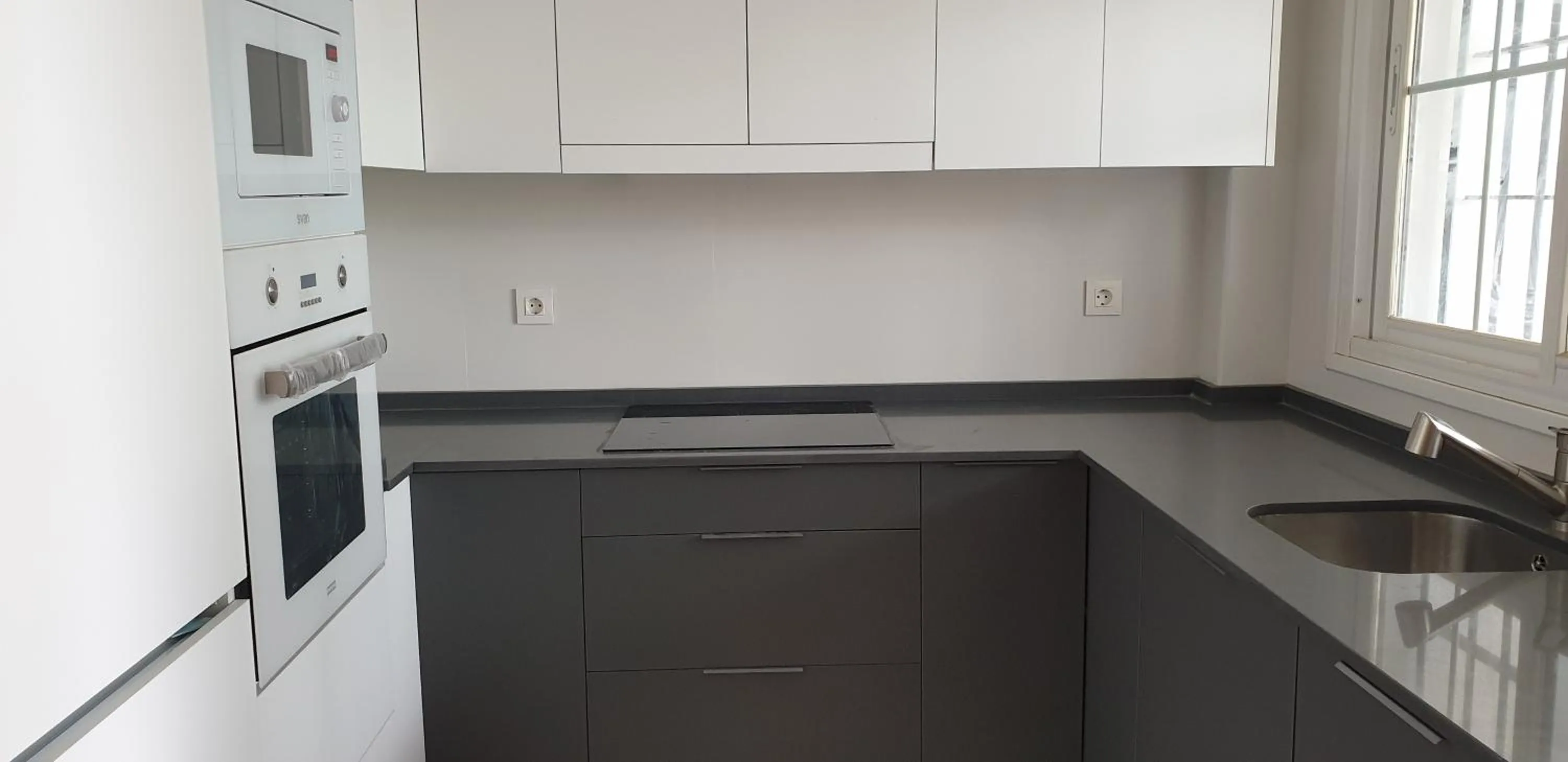 Kitchen or kitchenette in Taymar