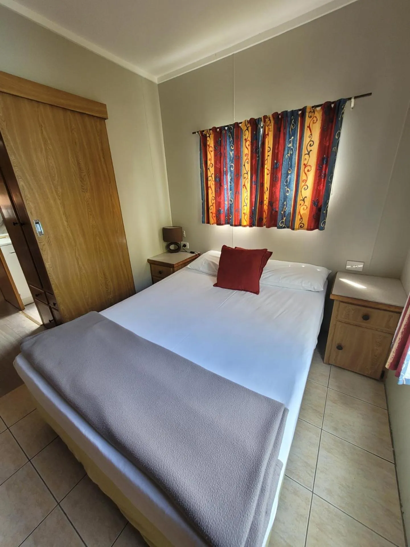 Bedroom, Bed in Lani's Holiday Island