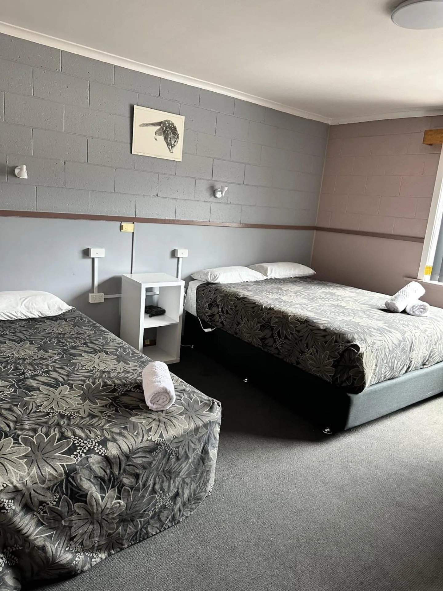 Bedroom, Bed in Queenstown Motor Lodge