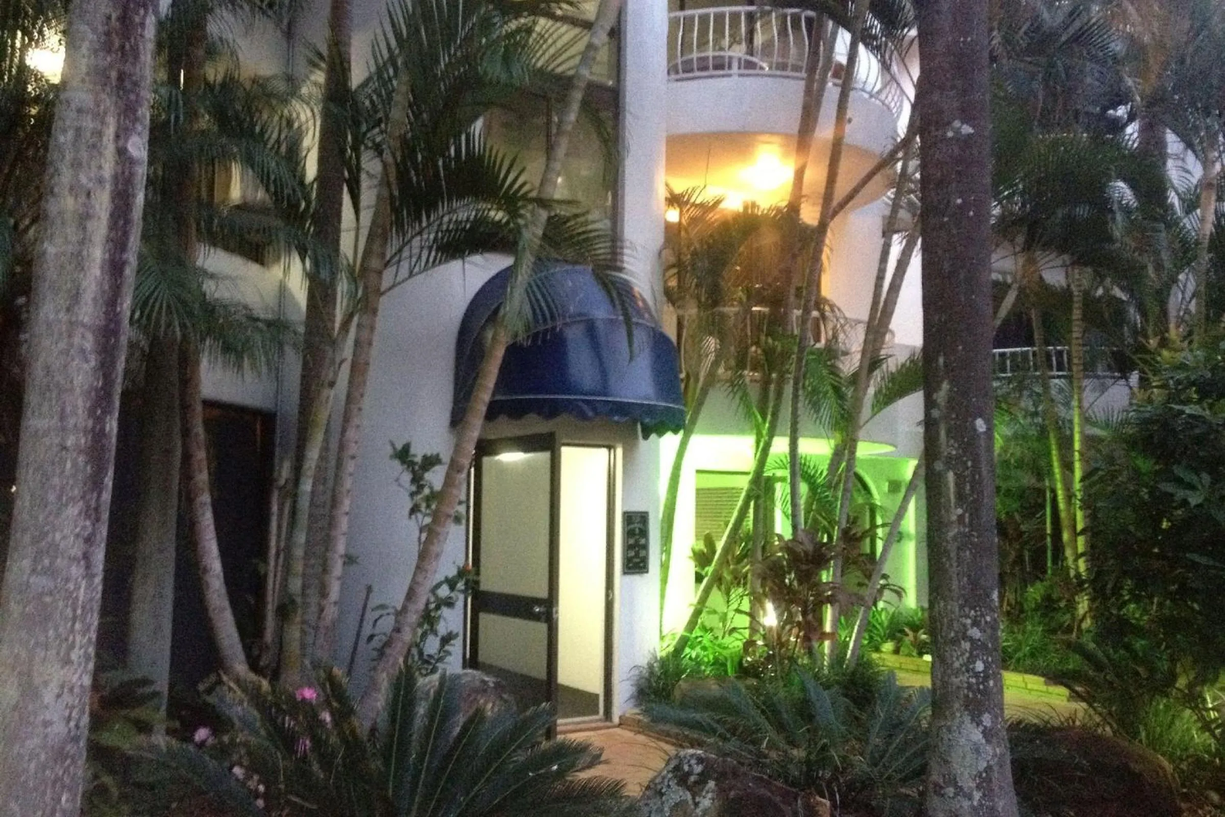 Facade/entrance in St Tropez Resort