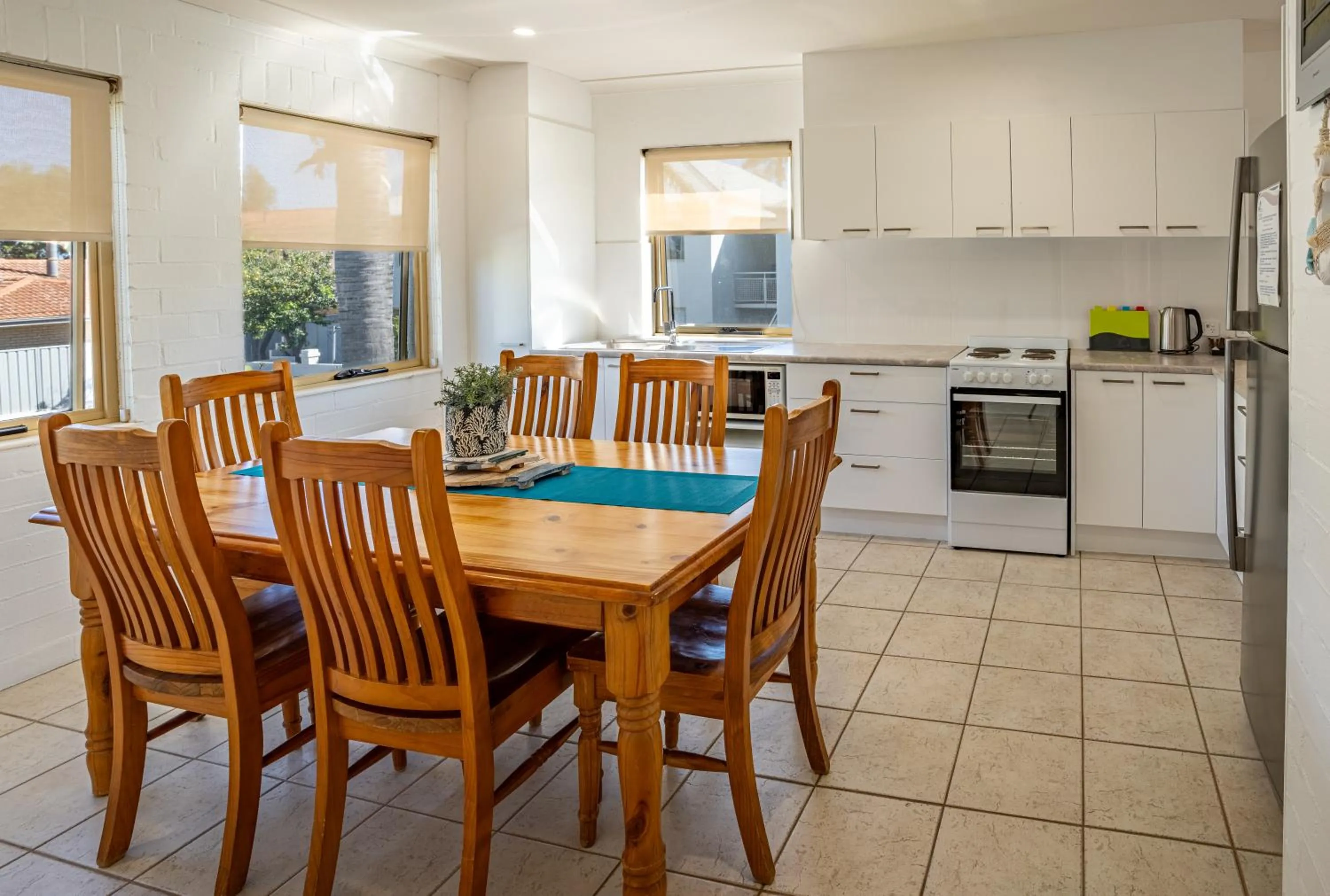 kitchen in Kalbarri Murchison View Apartments
