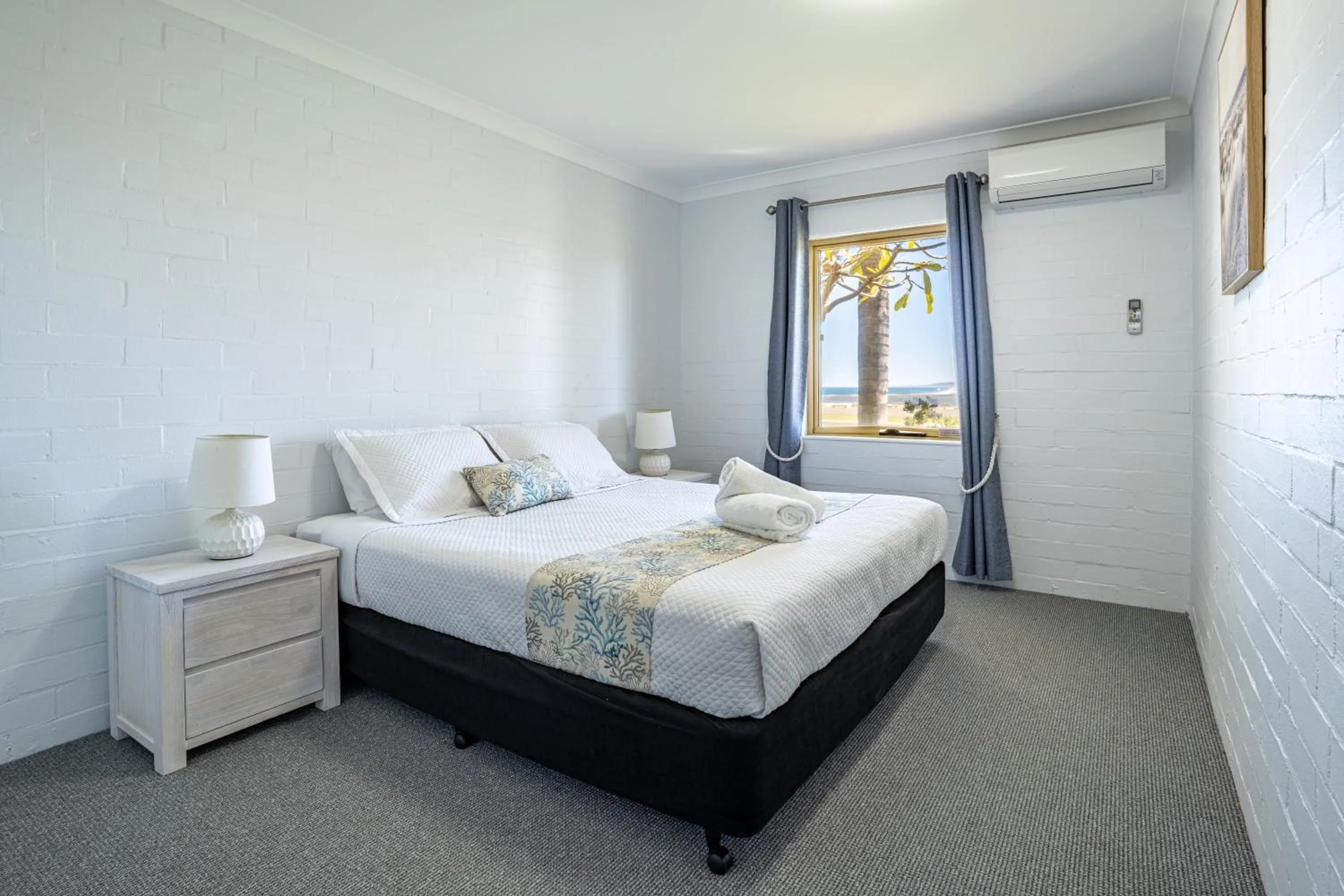 Bedroom, Bed in Kalbarri Murchison View Apartments