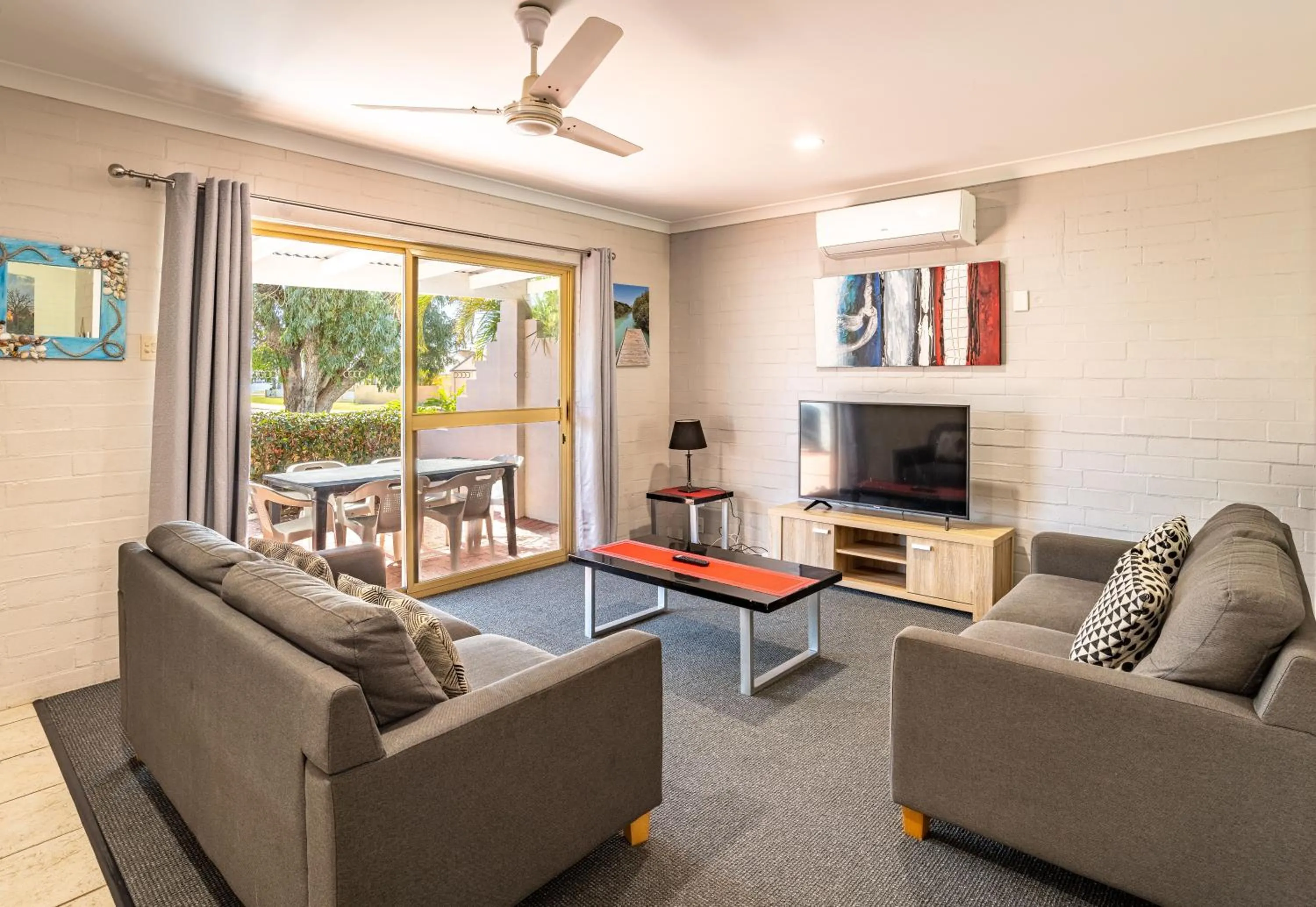 Living room in Kalbarri Murchison View Apartments