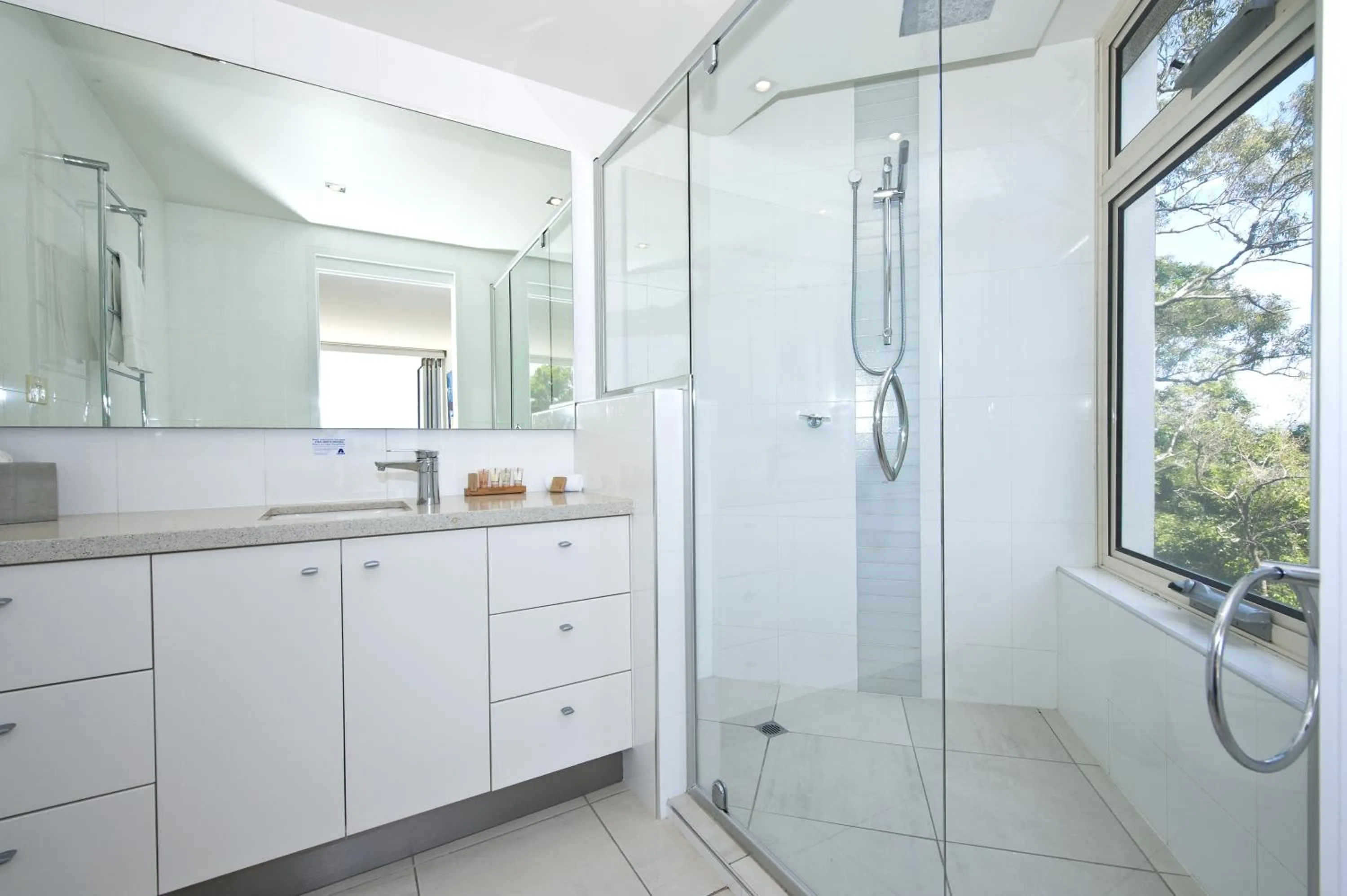 Bathroom in Picture Point Terraces