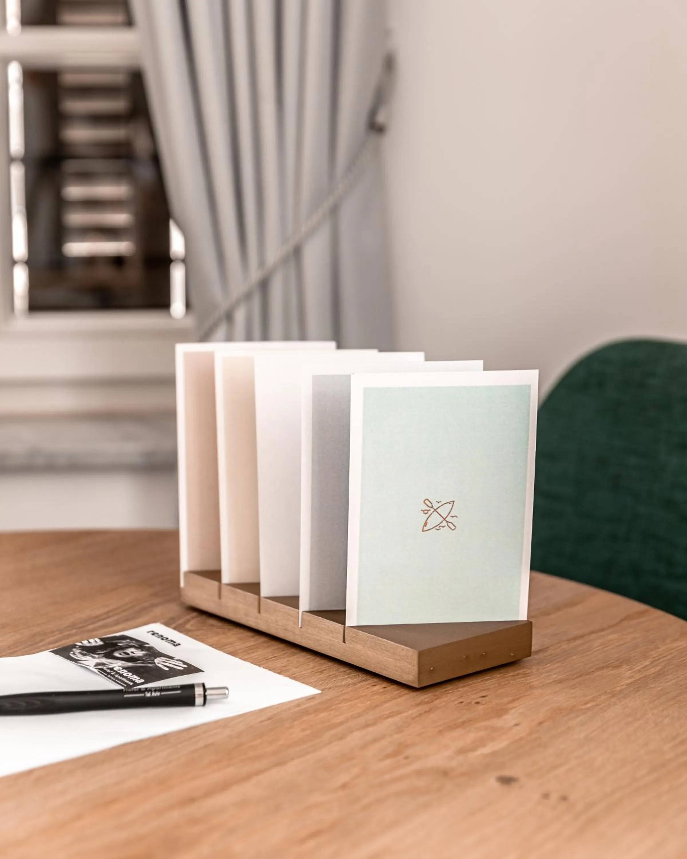 Text overlay in Renoma Apartments