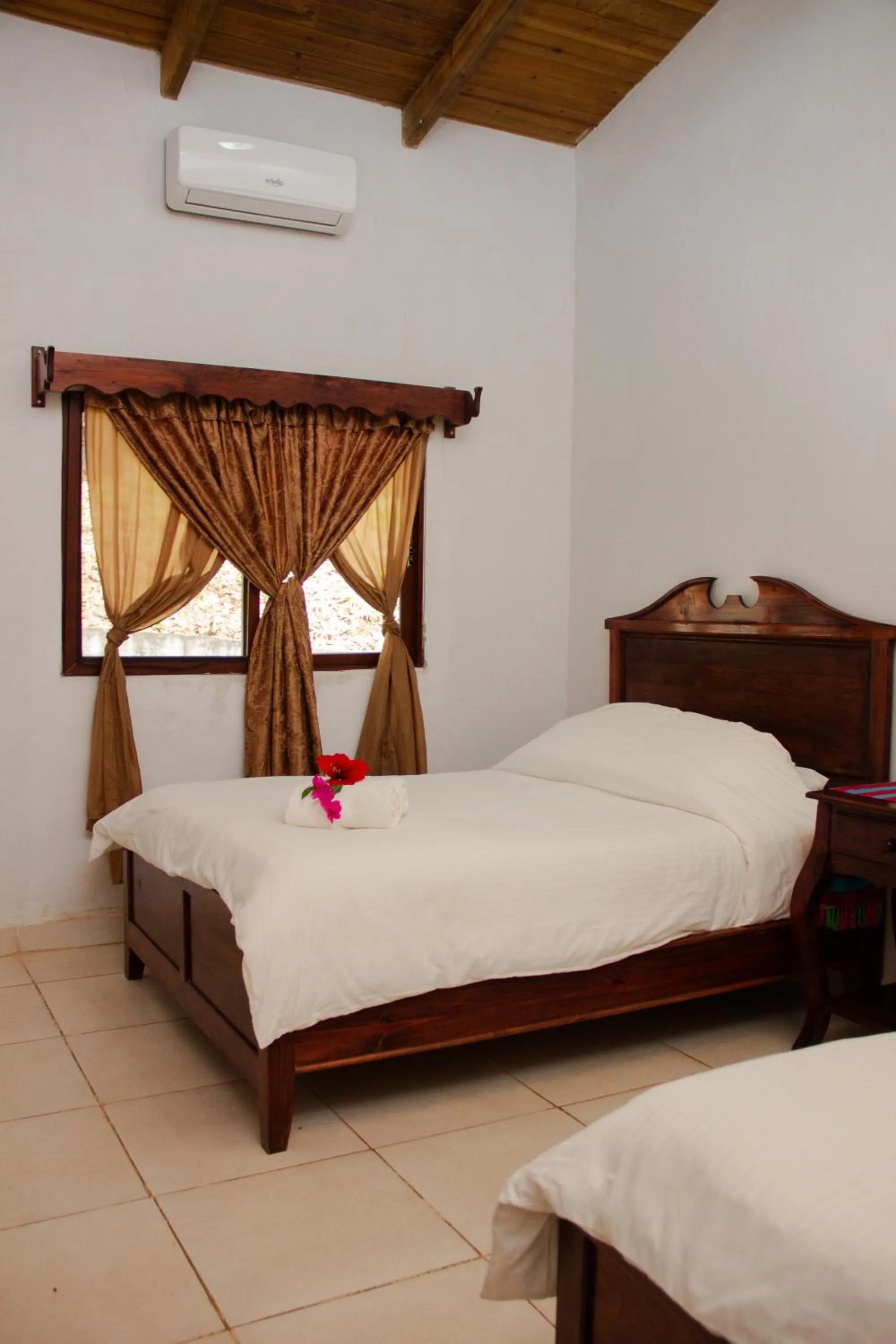 Bedroom, Bed in Hotel Huella Lenca