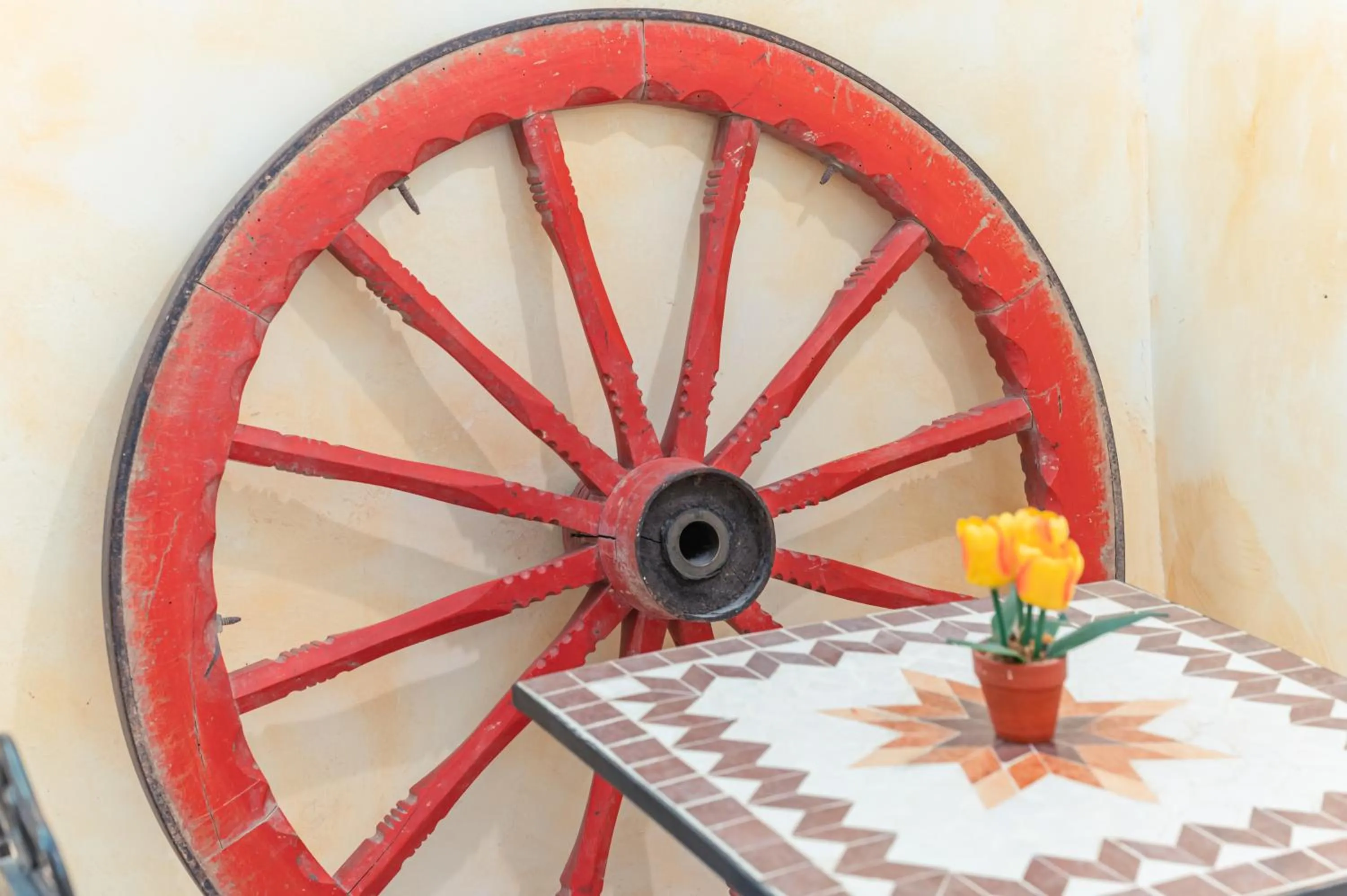 Decorative detail in B&B Marranzano