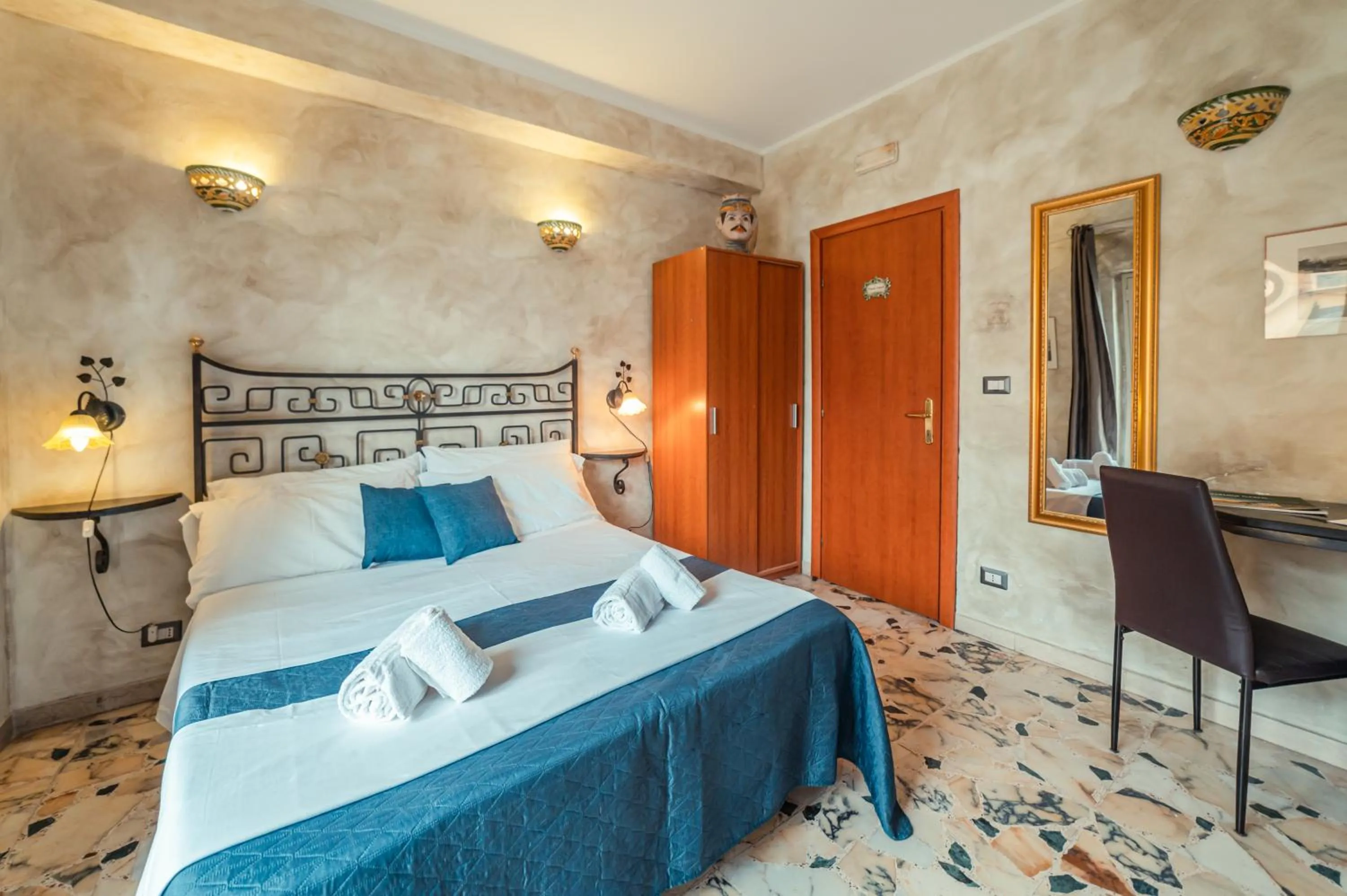 Photo of the whole room, Bed in B&B Marranzano