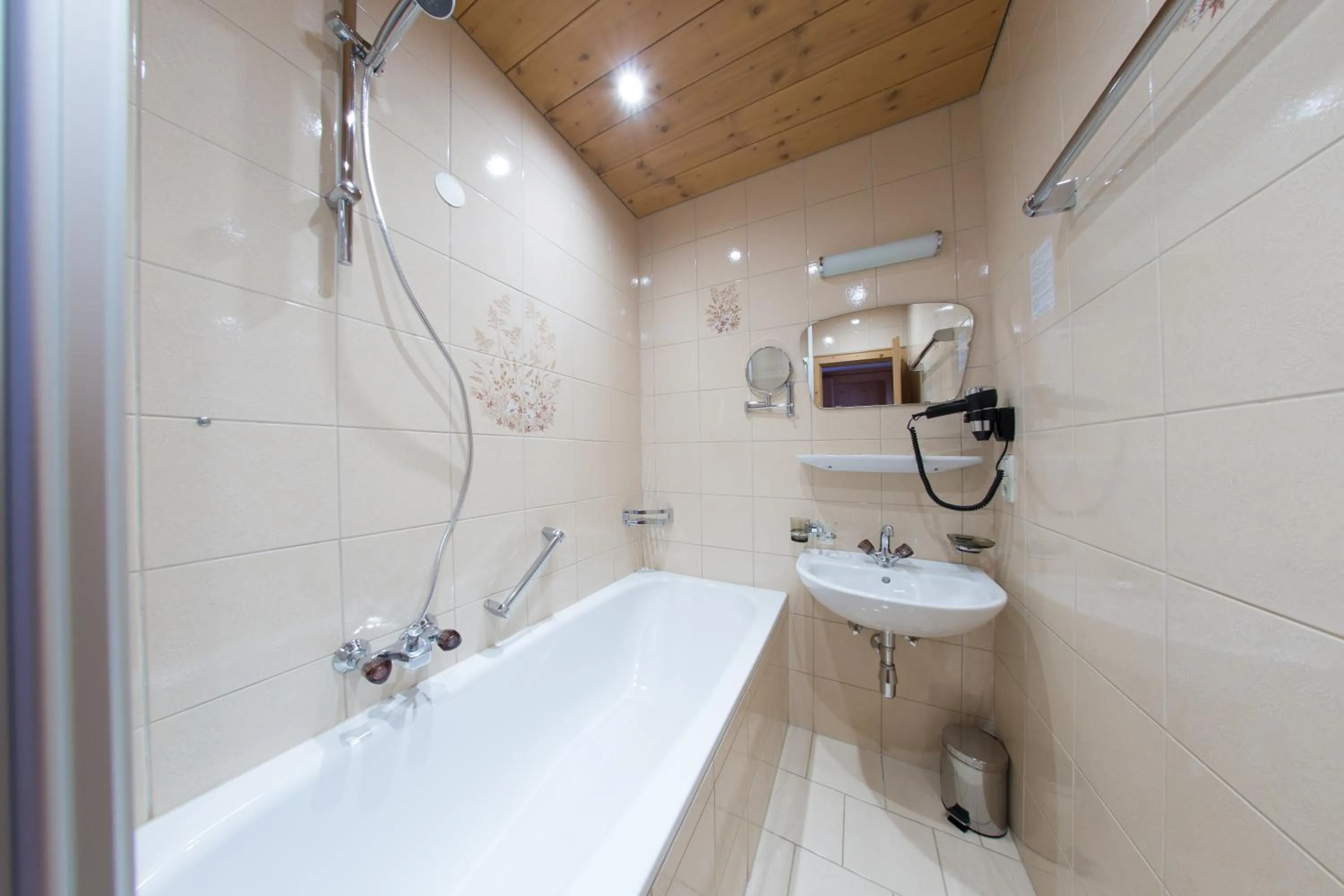 Bathroom in Aparthotel Alpin Life