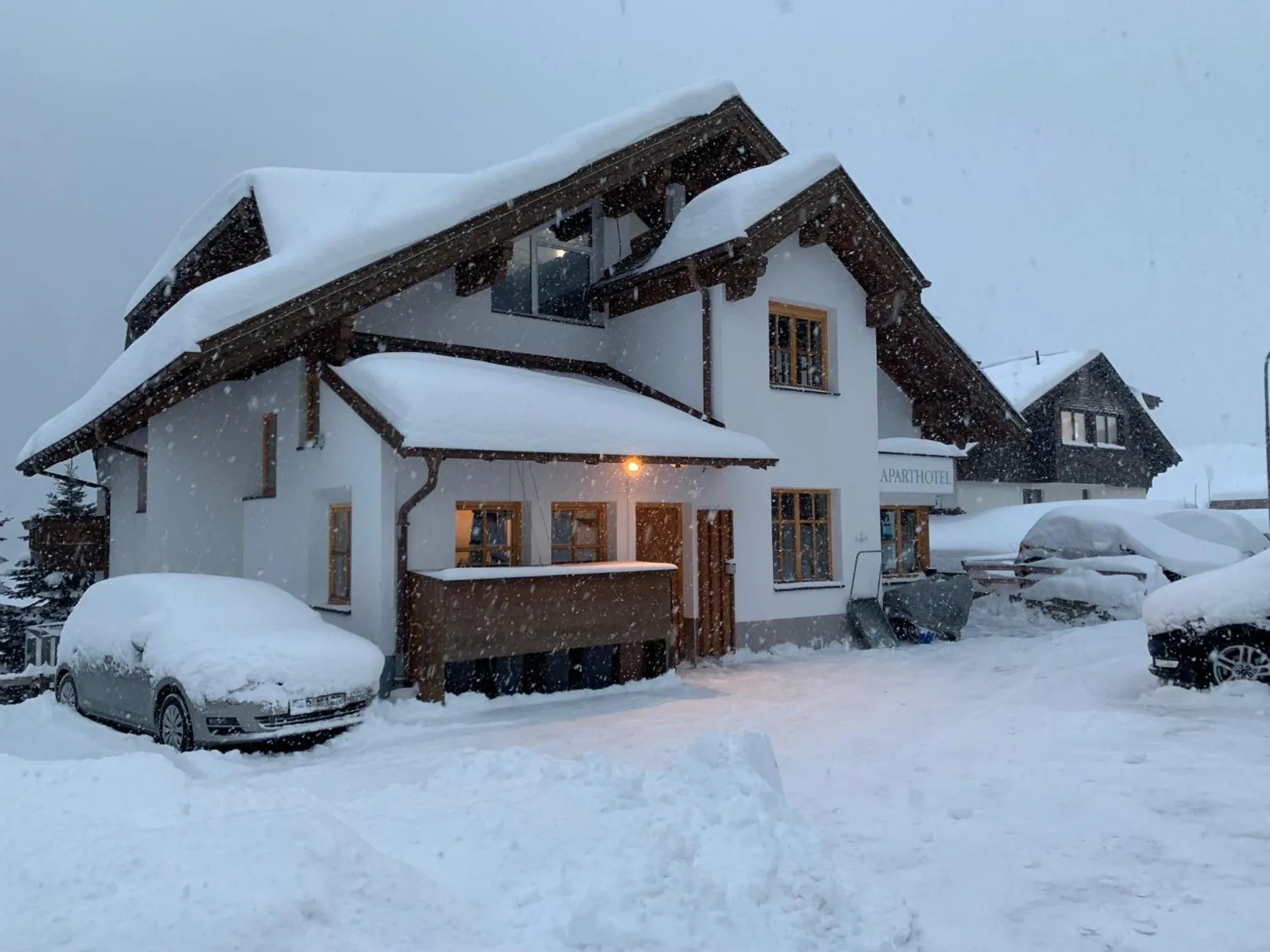 Property building in Aparthotel Alpin Life