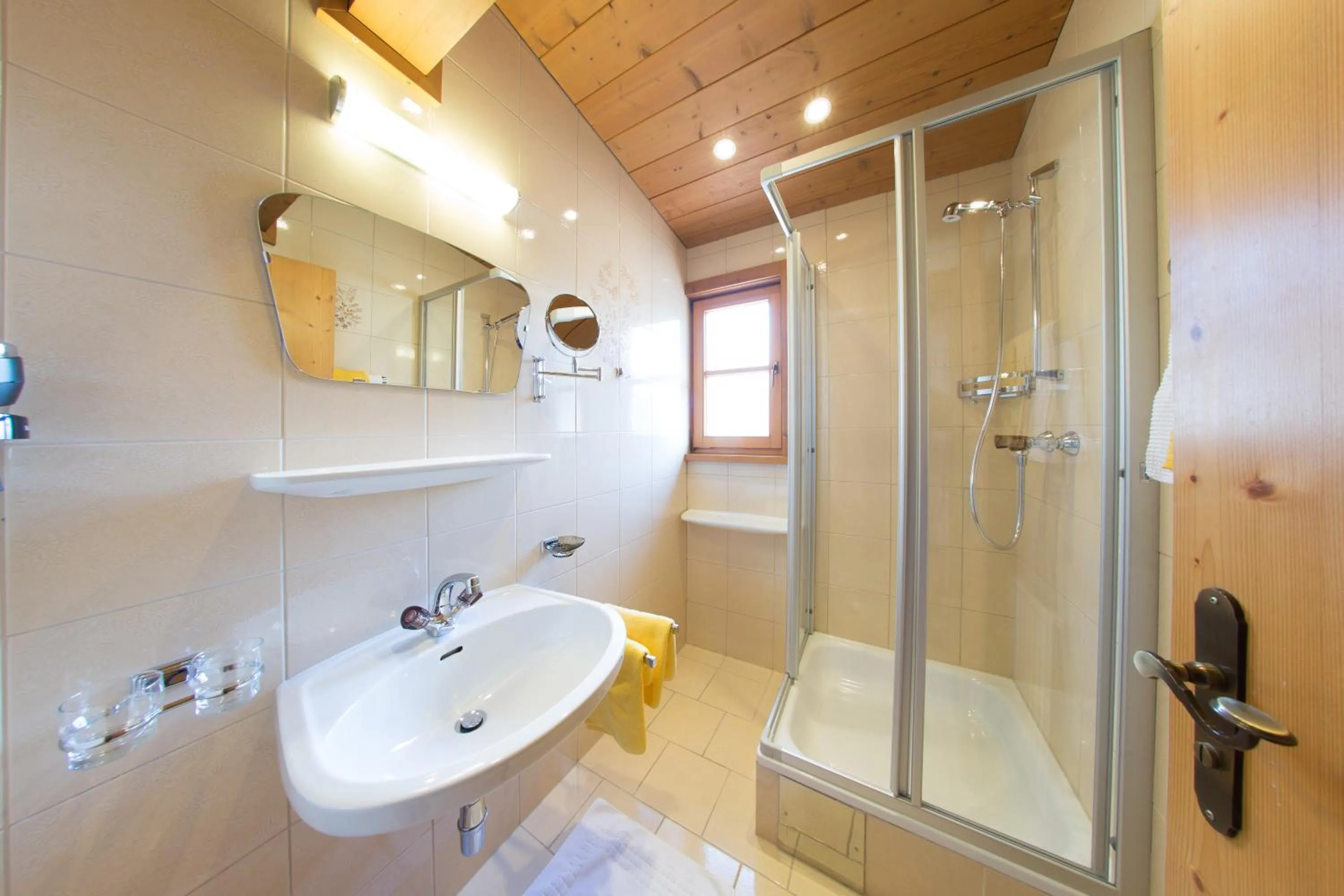 Bathroom in Aparthotel Alpin Life