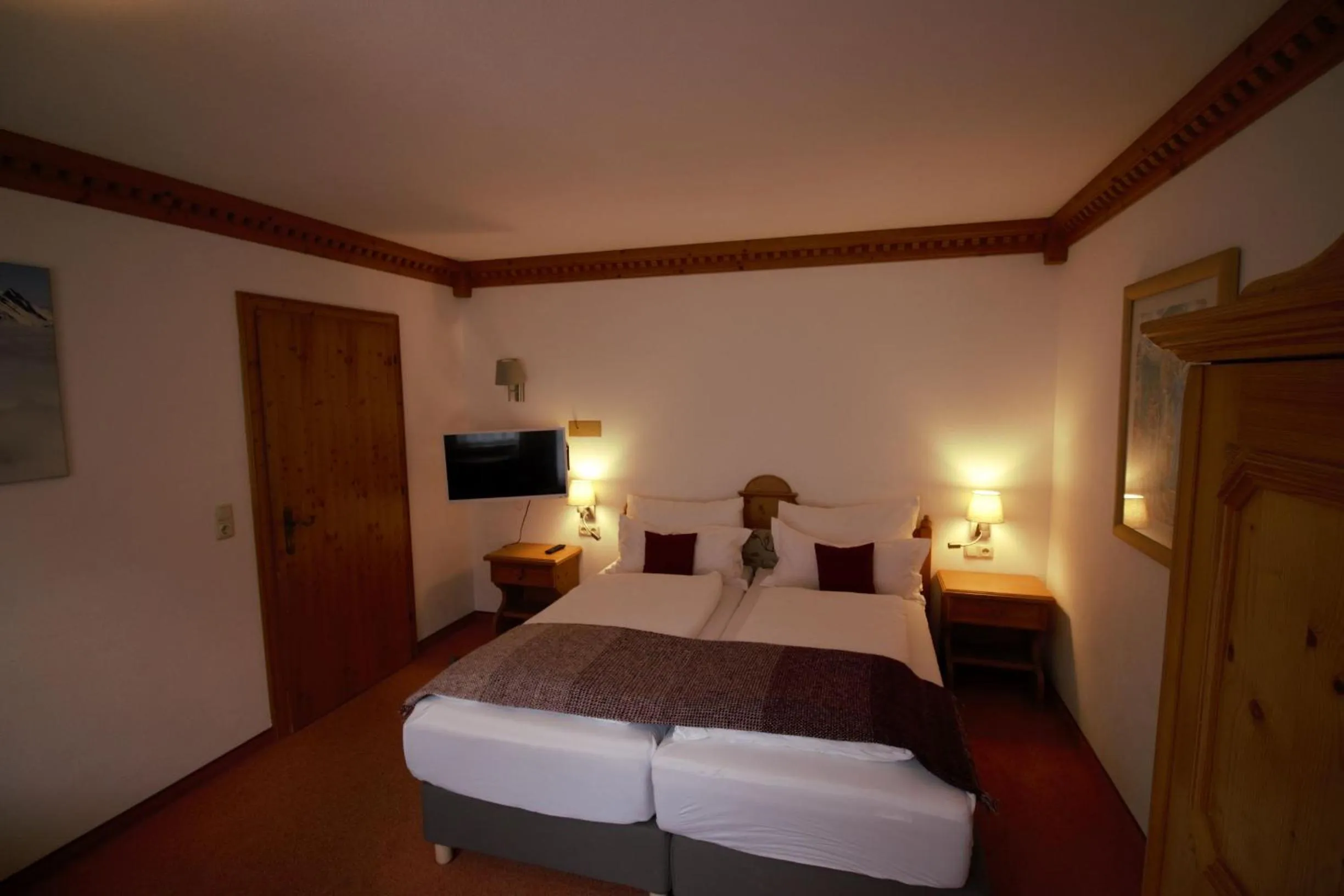 Photo of the whole room in Aparthotel Alpin Life