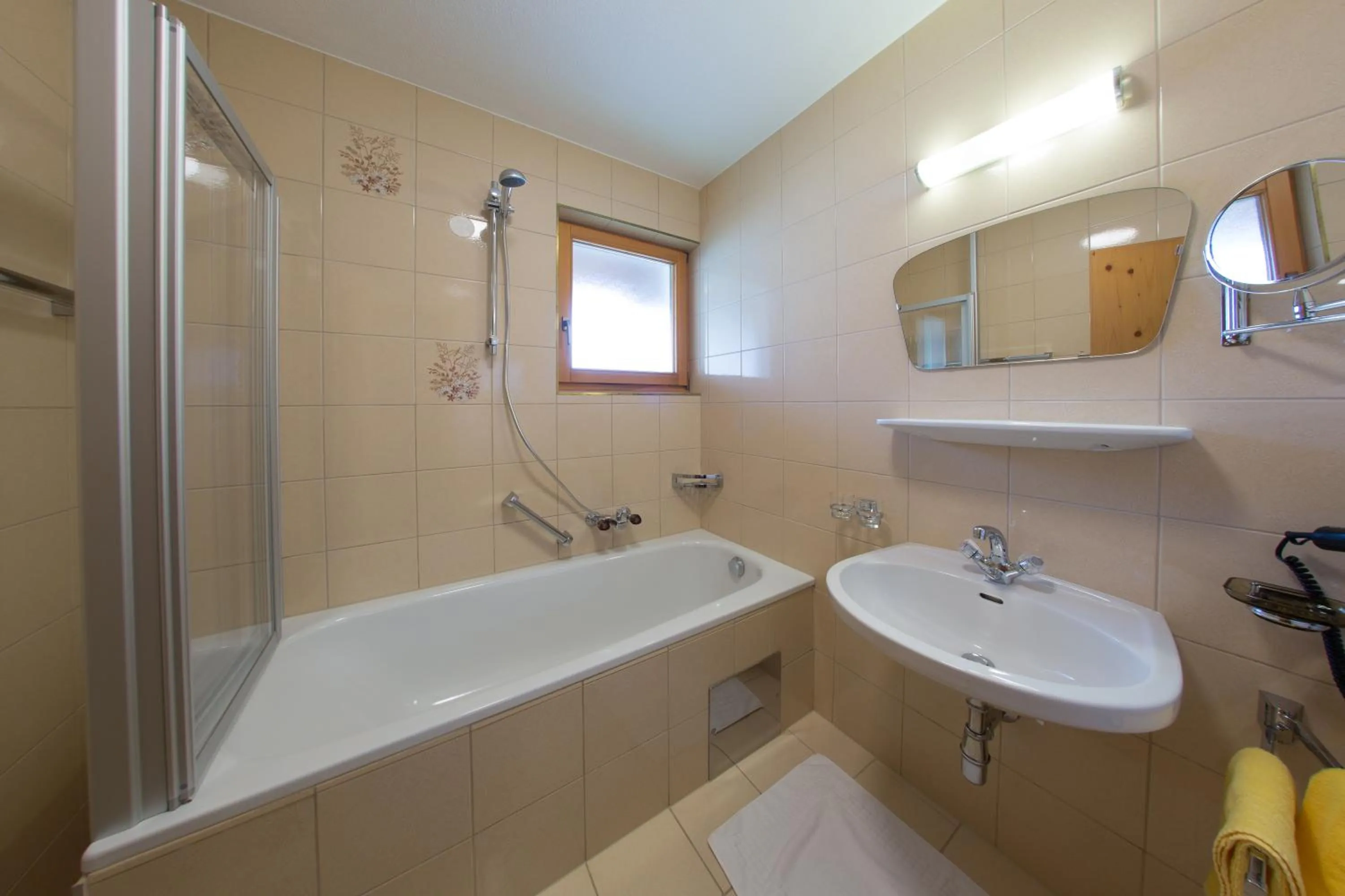 Bathroom in Aparthotel Alpin Life