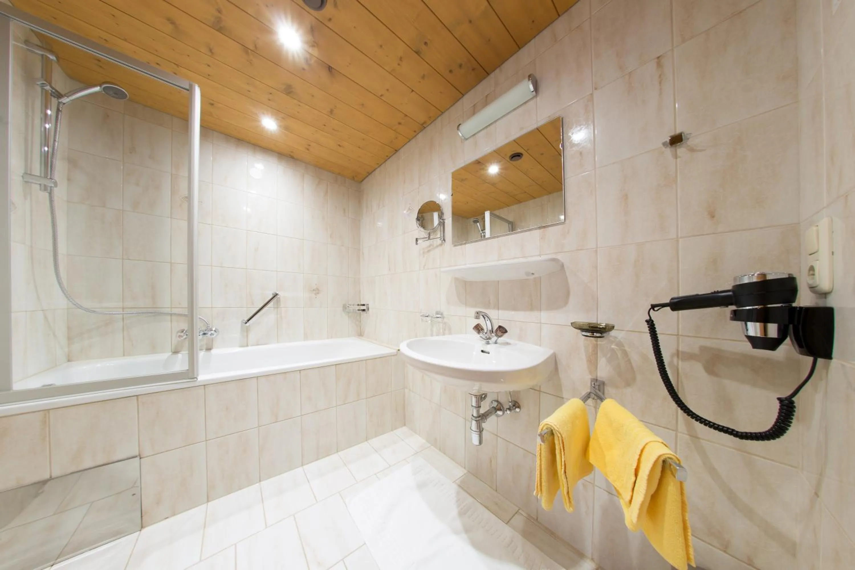 Bathroom in Aparthotel Alpin Life