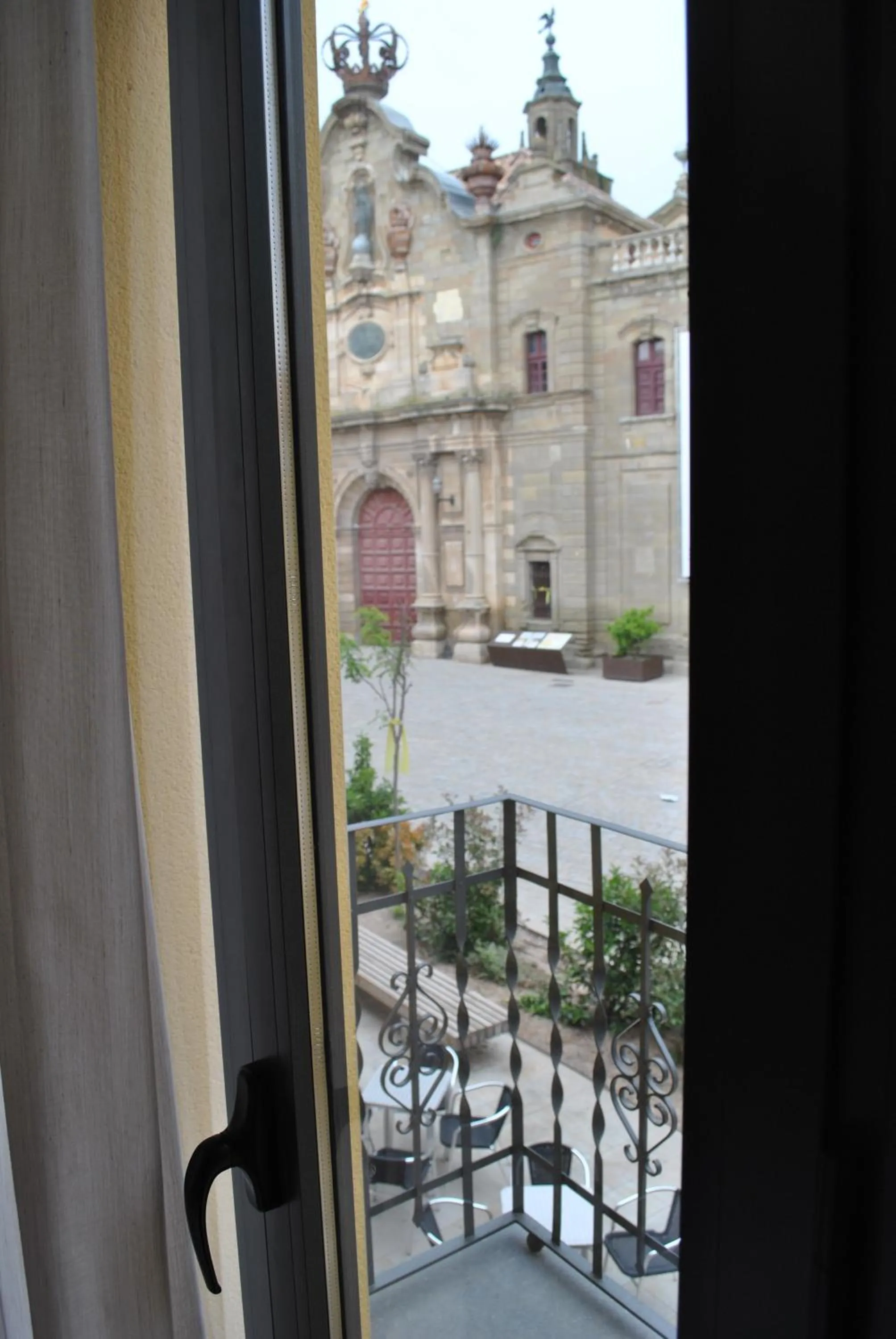 Street view in Hostal Universitat