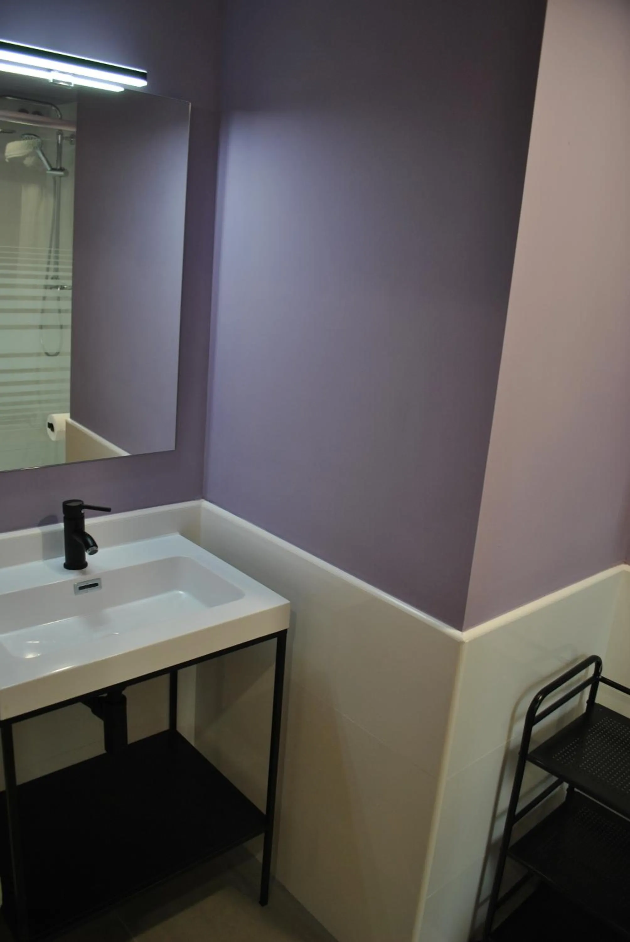 Bathroom in Hostal Universitat