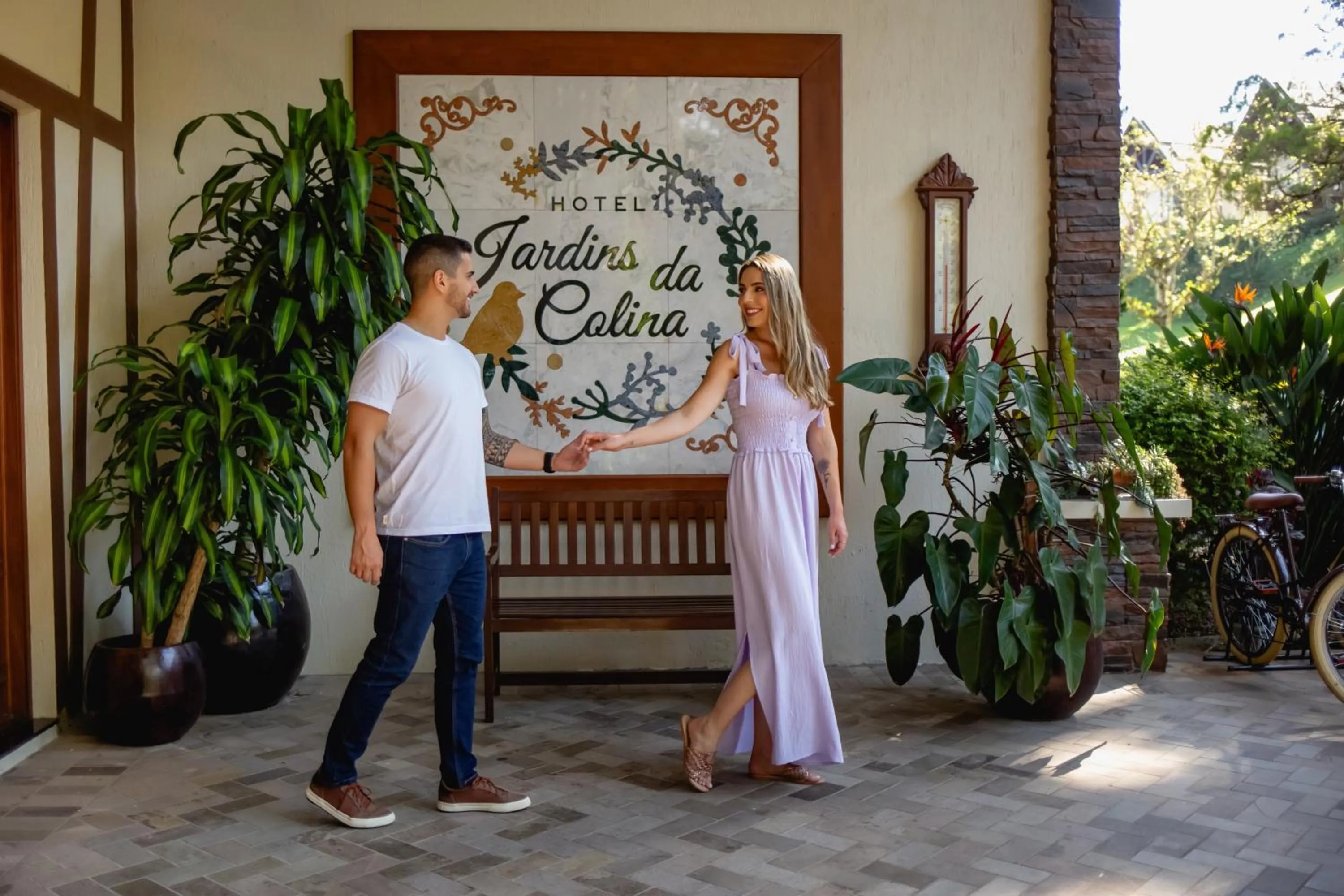 Facade/entrance in Hotel Jardins da Colina