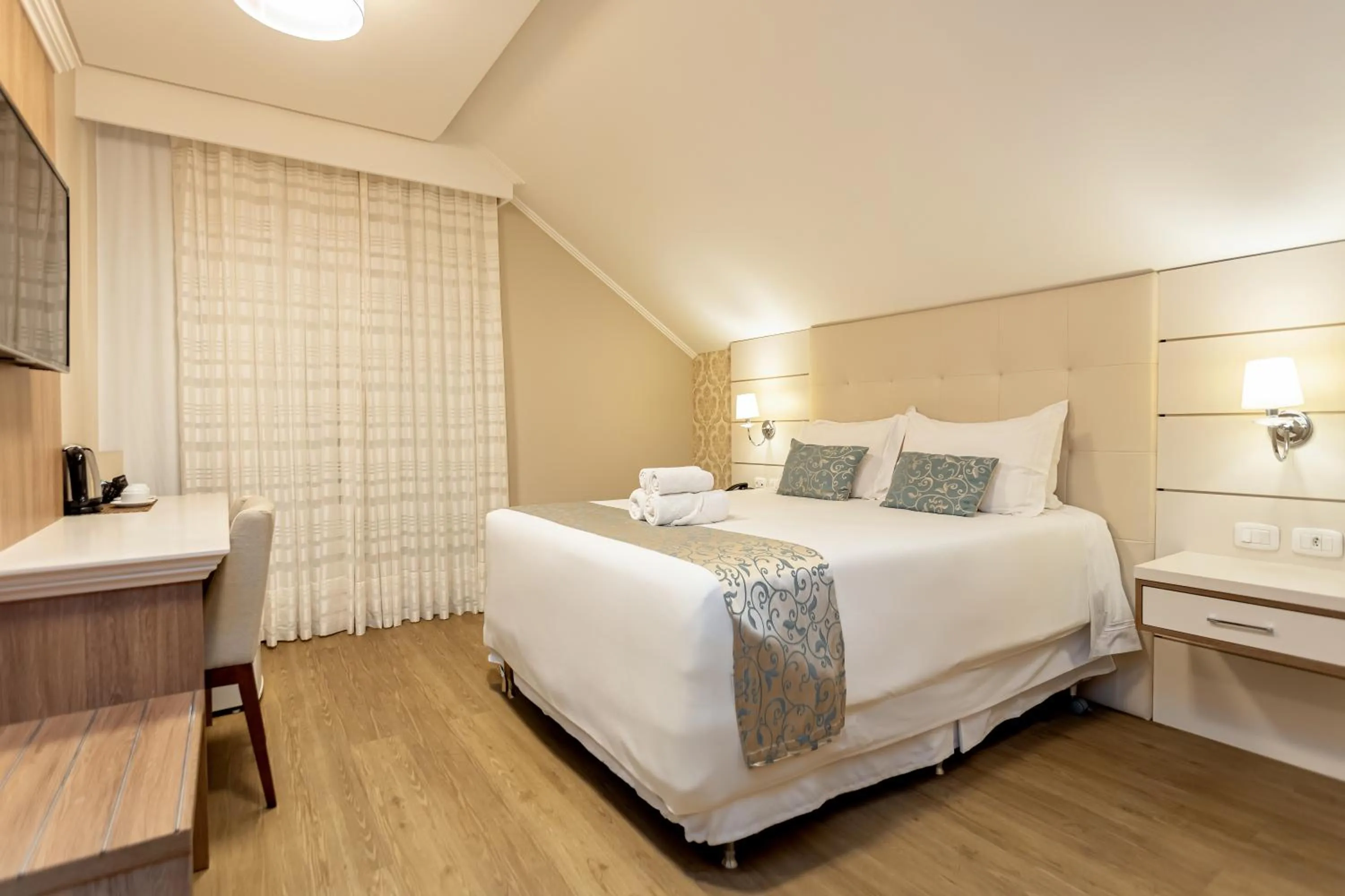 Bed in Hotel Jardins da Colina