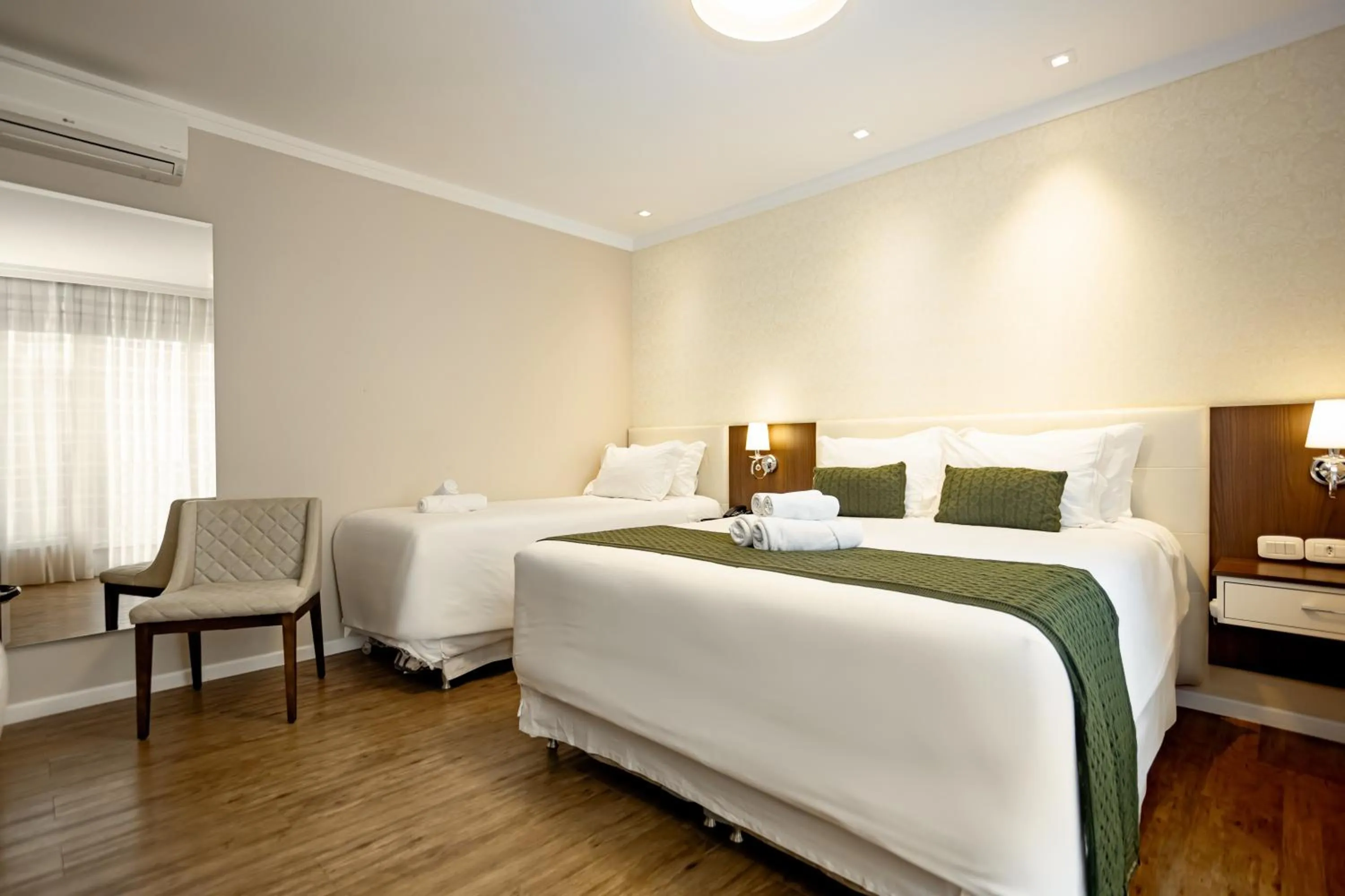 Bed in Hotel Jardins da Colina