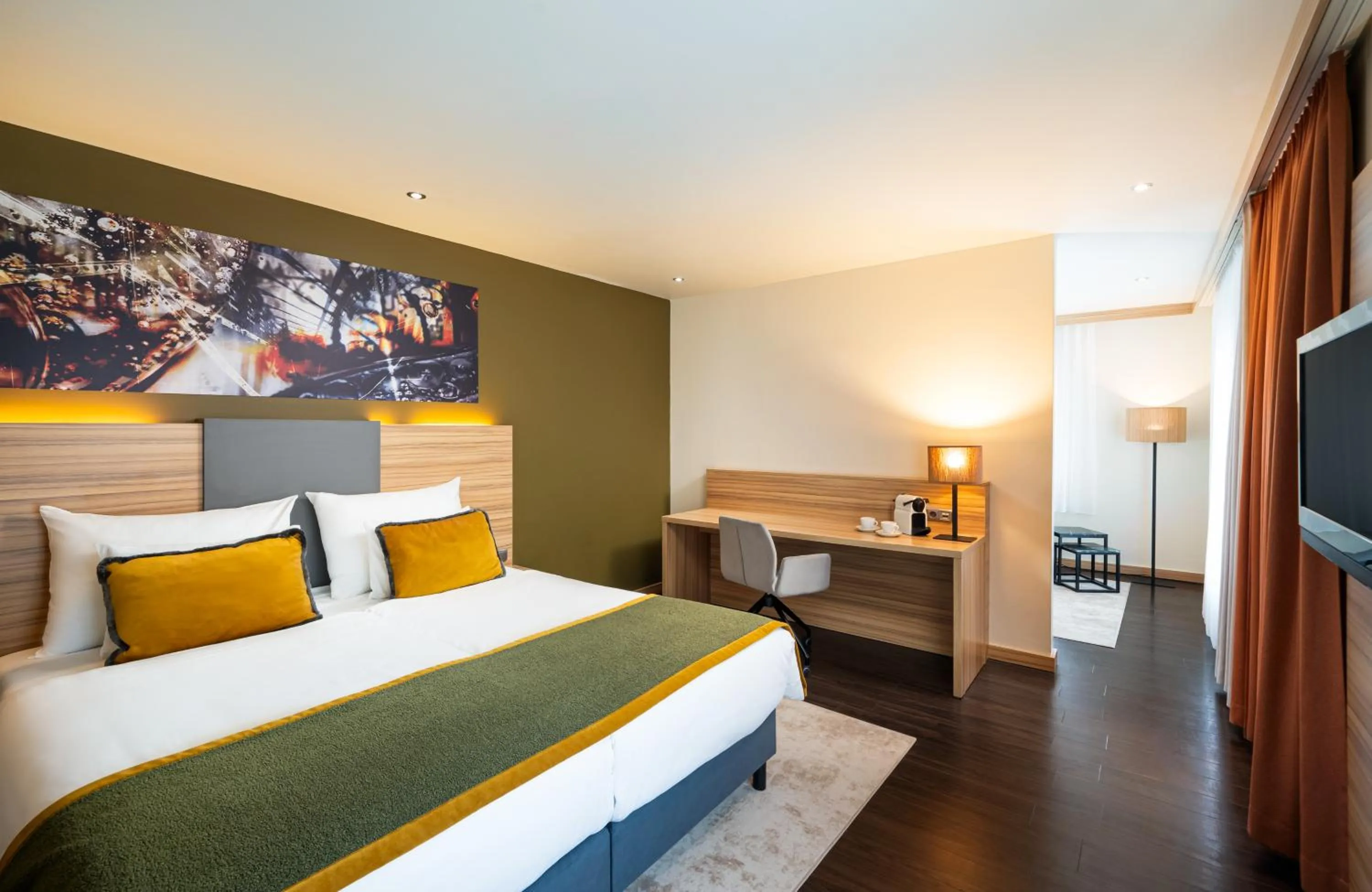 Bedroom, Bed in Leonardo Boutique Hotel Salzburg Gablerbräu