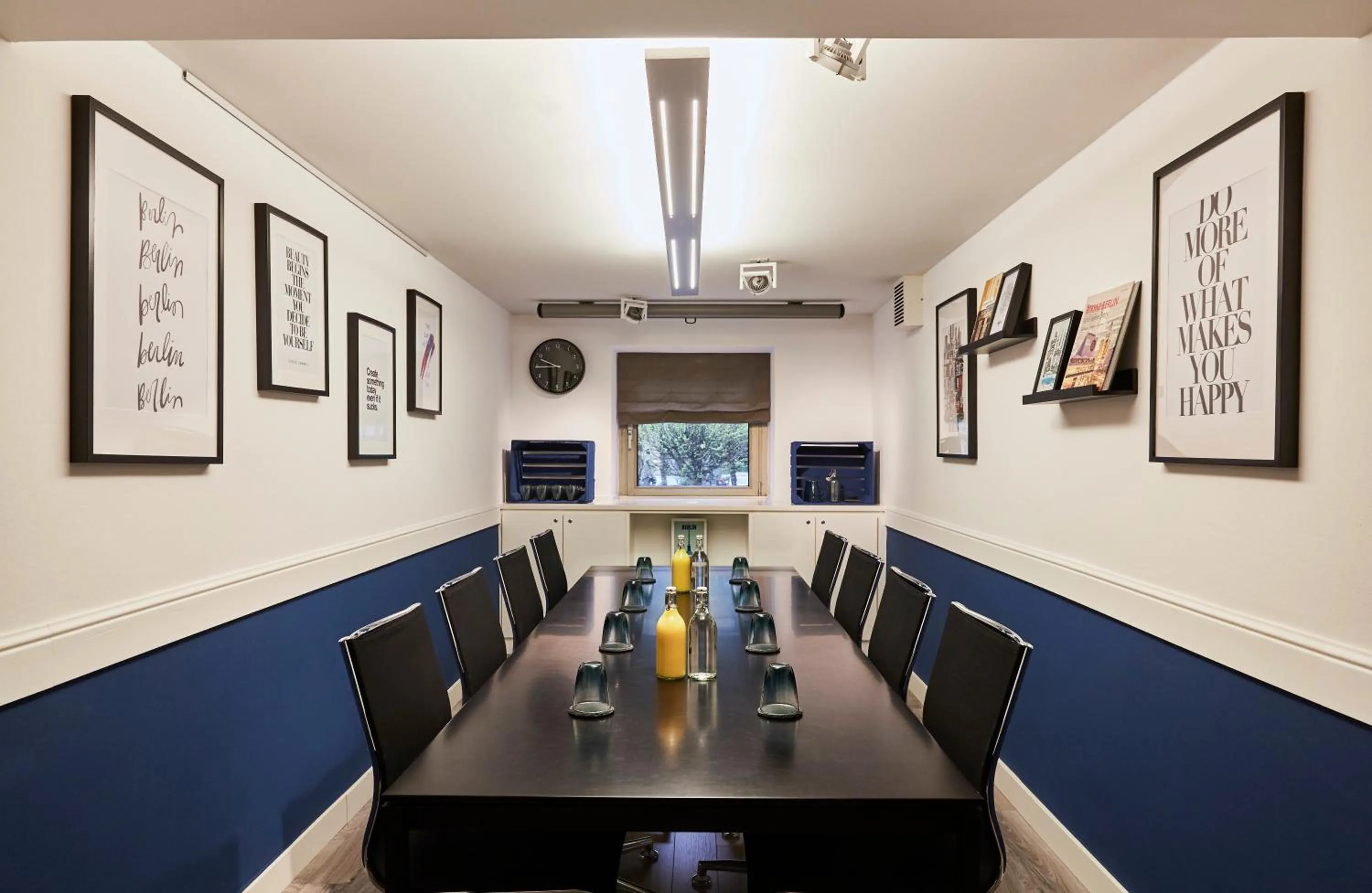 Meeting/conference room in Hotel Indigo Berlin – Ku’damm by IHG