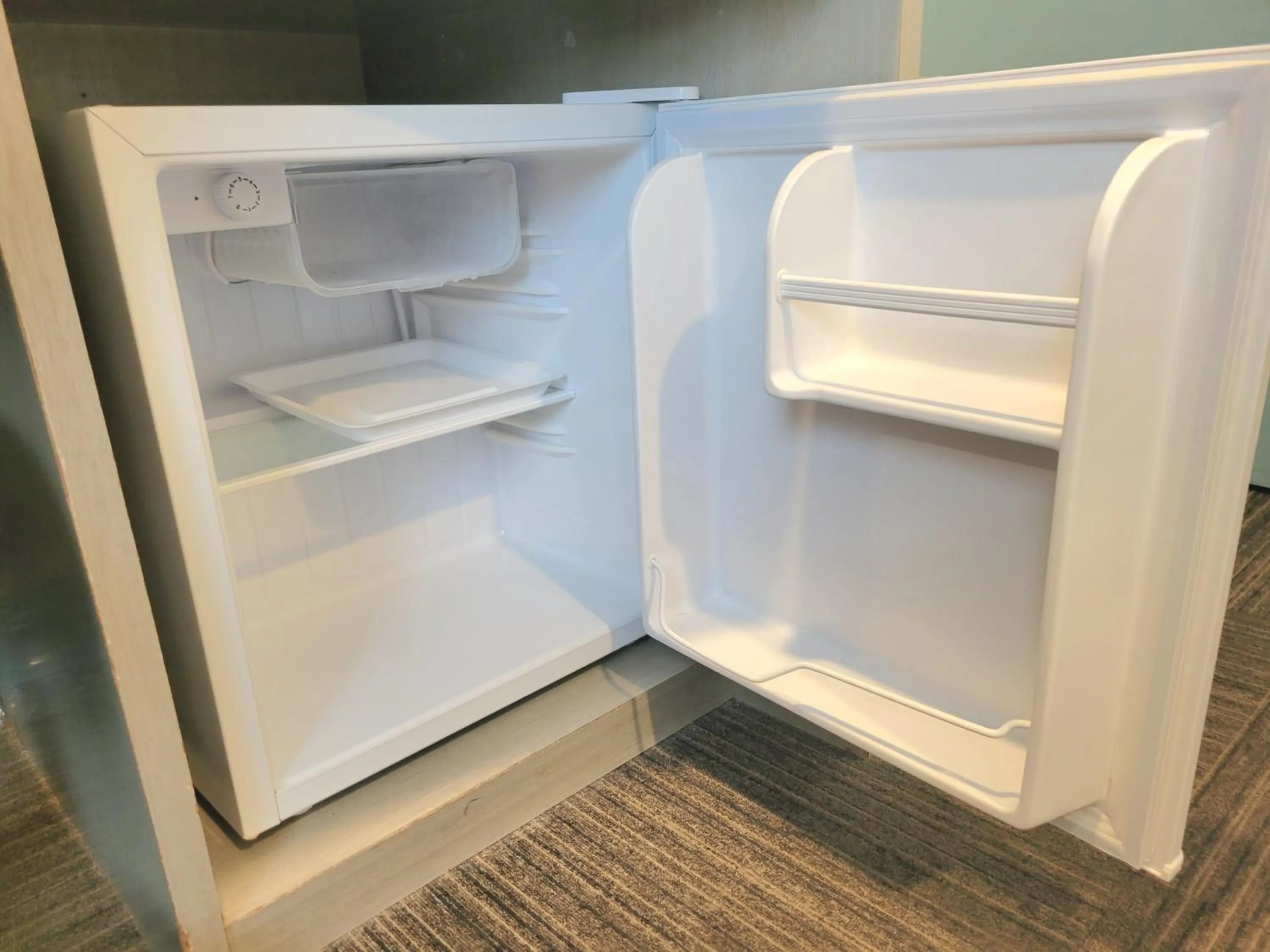 Photo of the whole room in Saga City Hotel