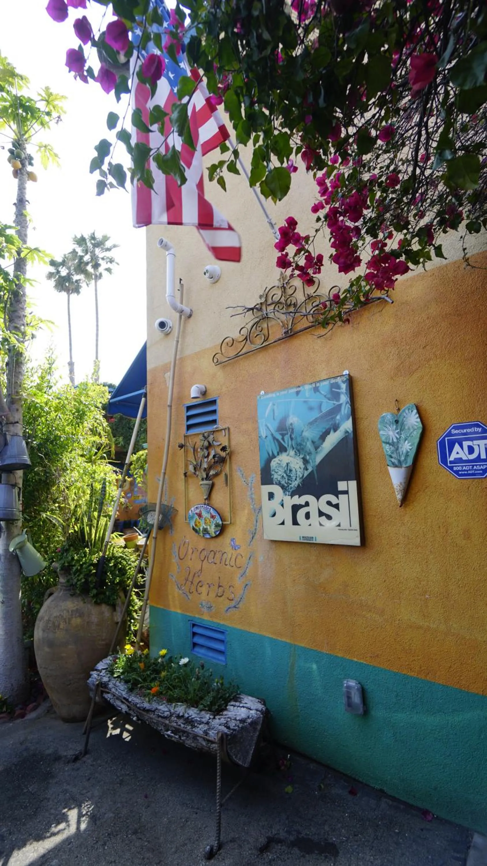 Garden view in Villa Brasil Motel