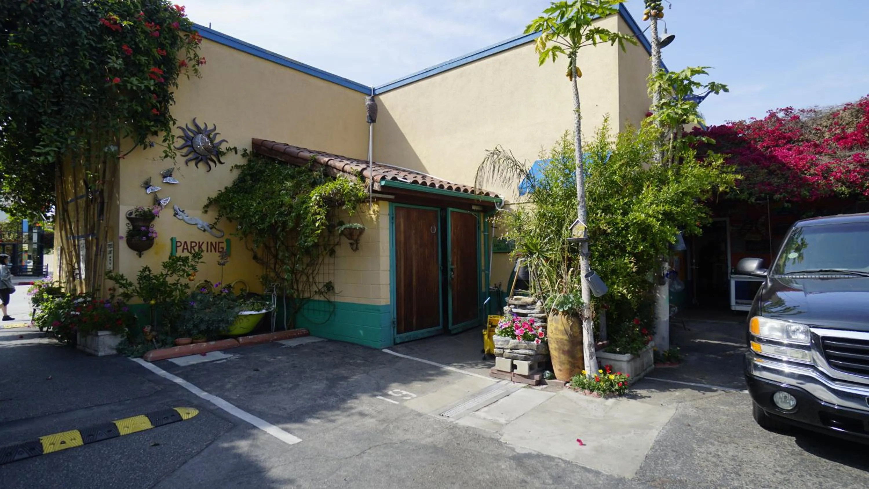 Property building in Villa Brasil Motel