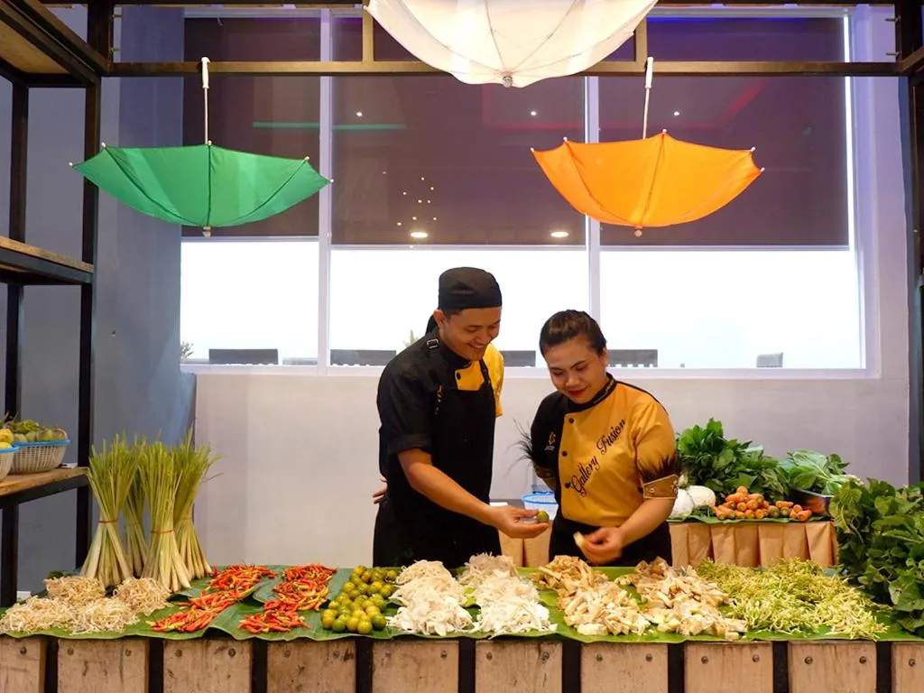 Restaurant/places to eat in Vega Prime Hotel & Convention