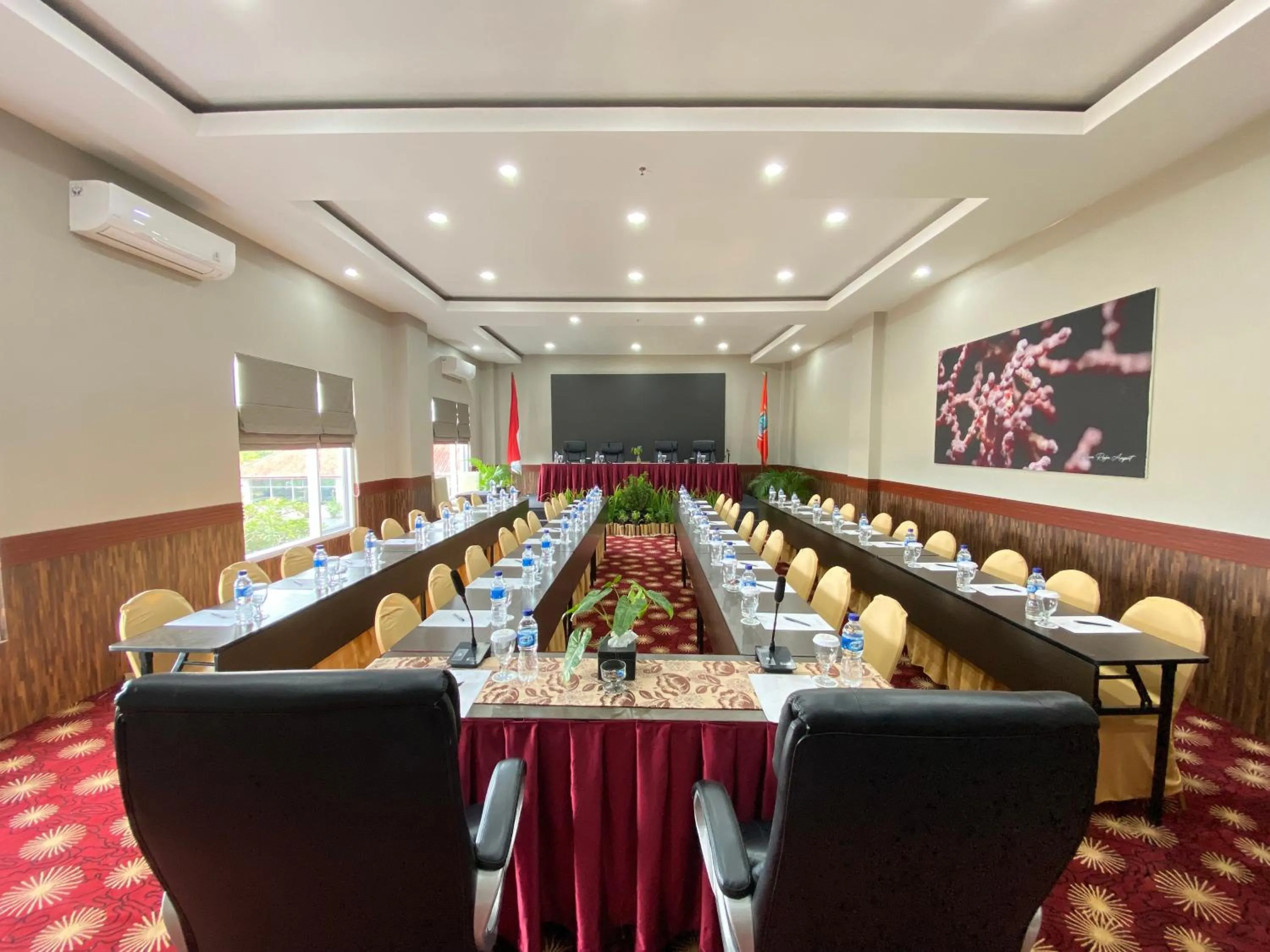Meeting/conference room in Vega Prime Hotel & Convention
