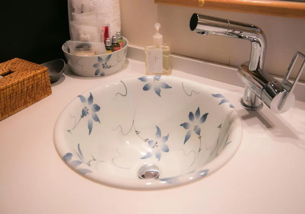 Bathroom in CHAHARU Hanare Dogo Yumekura