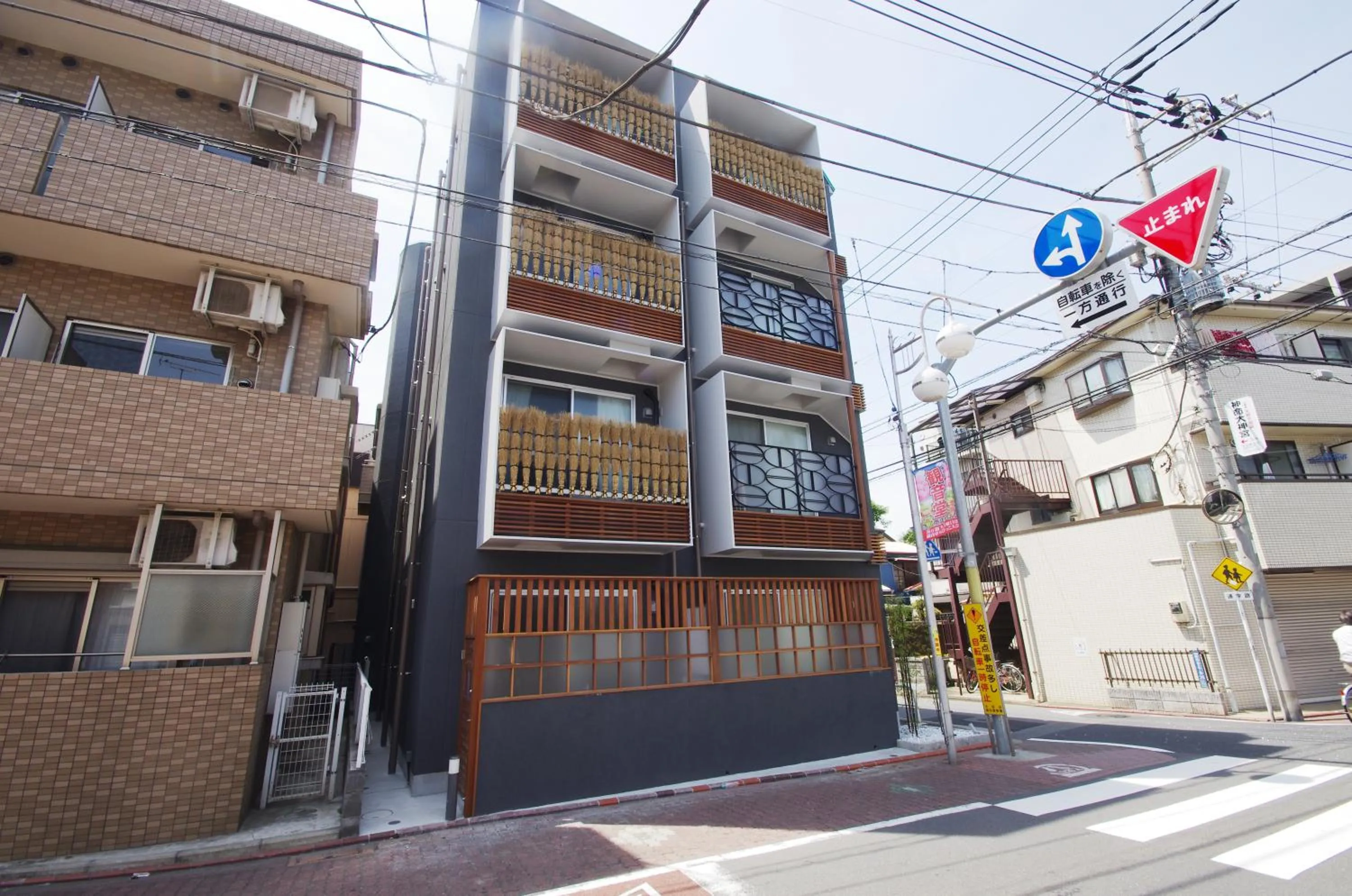 Property building in Numero Uno Tokyo