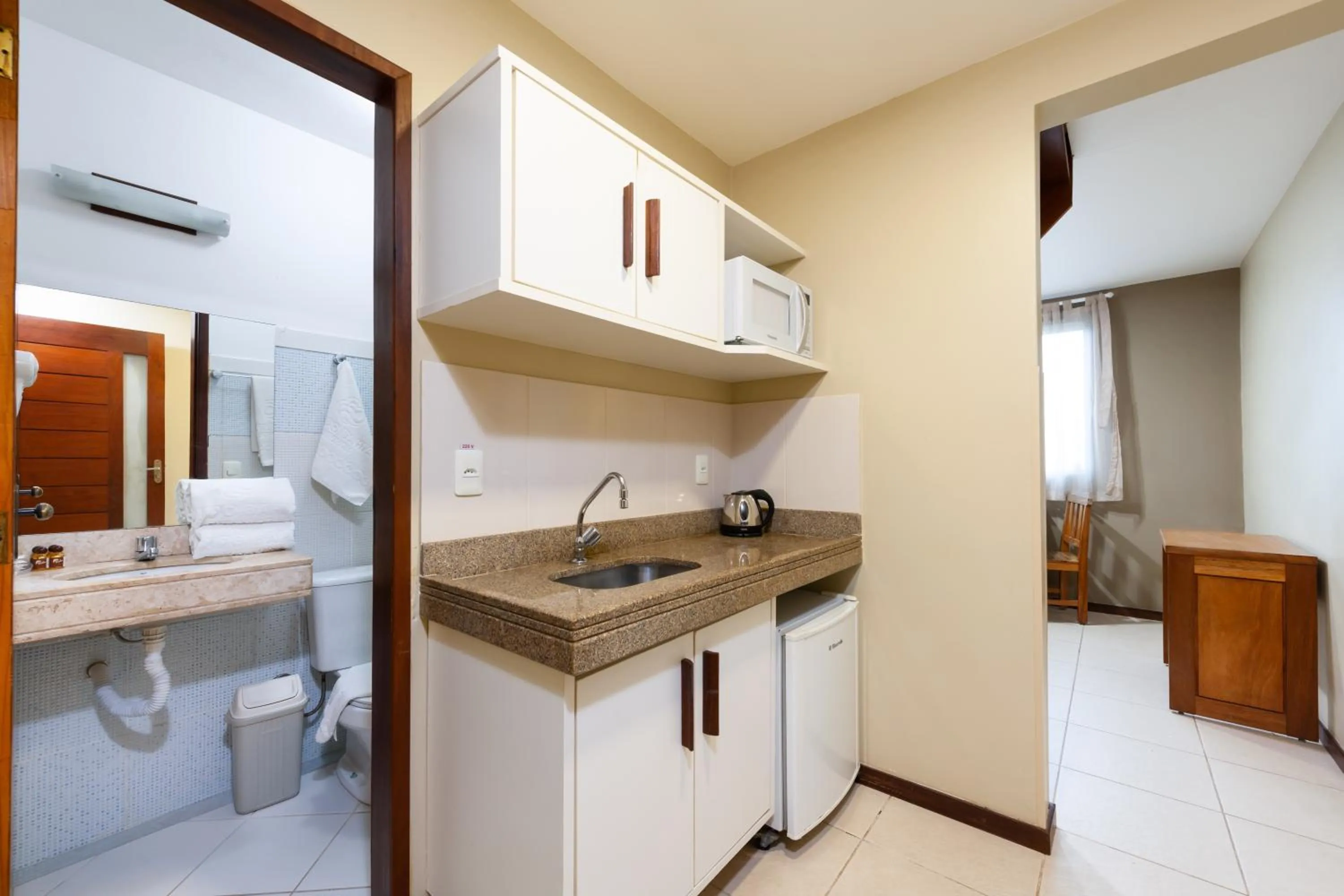 Kitchen or kitchenette in Pousada Bahia 10