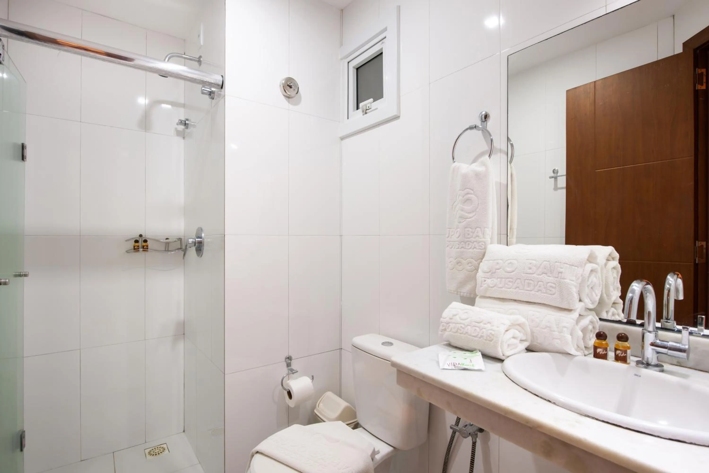 Bathroom in Pousada Bahia 10