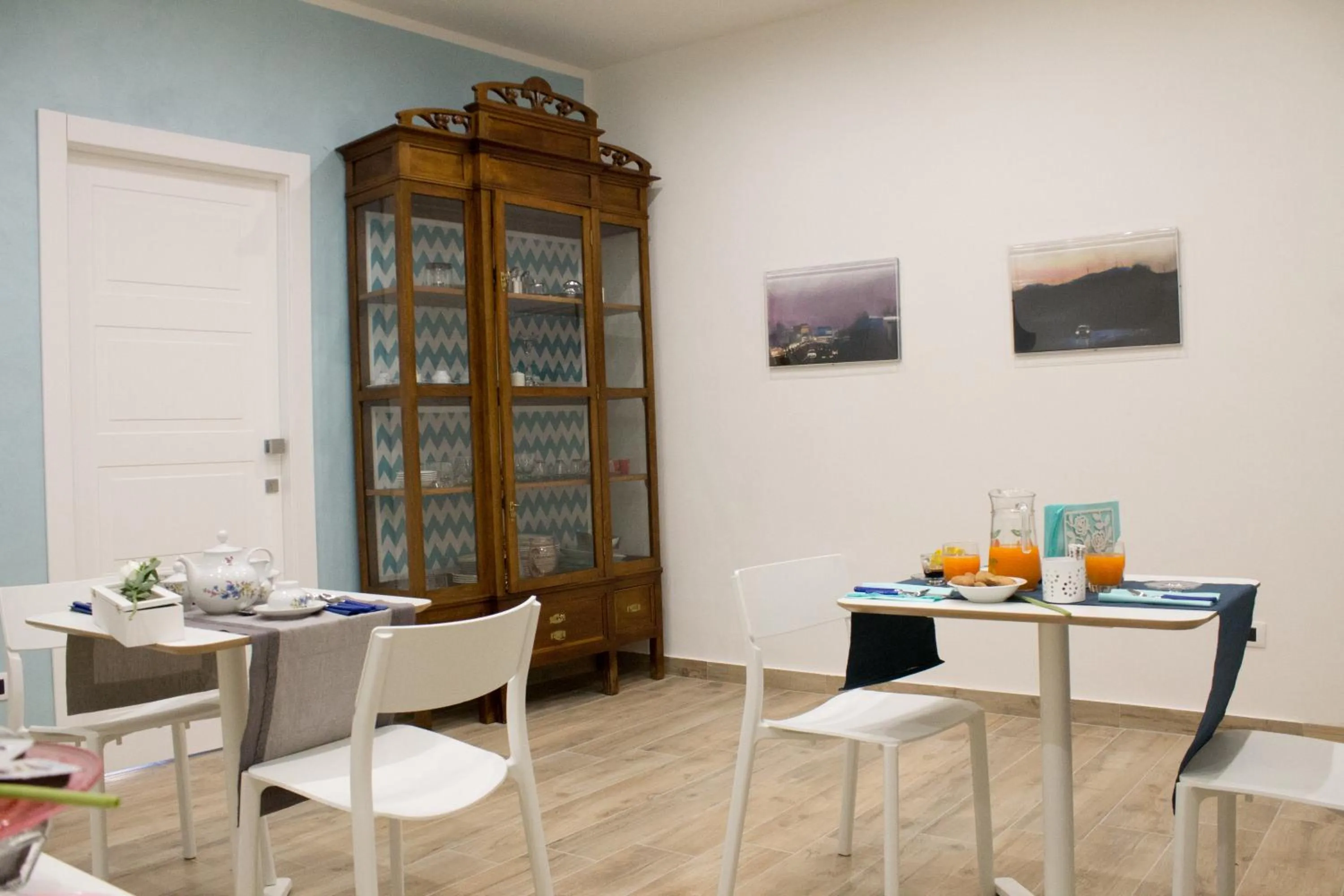 Communal lounge/ TV room in Fanà