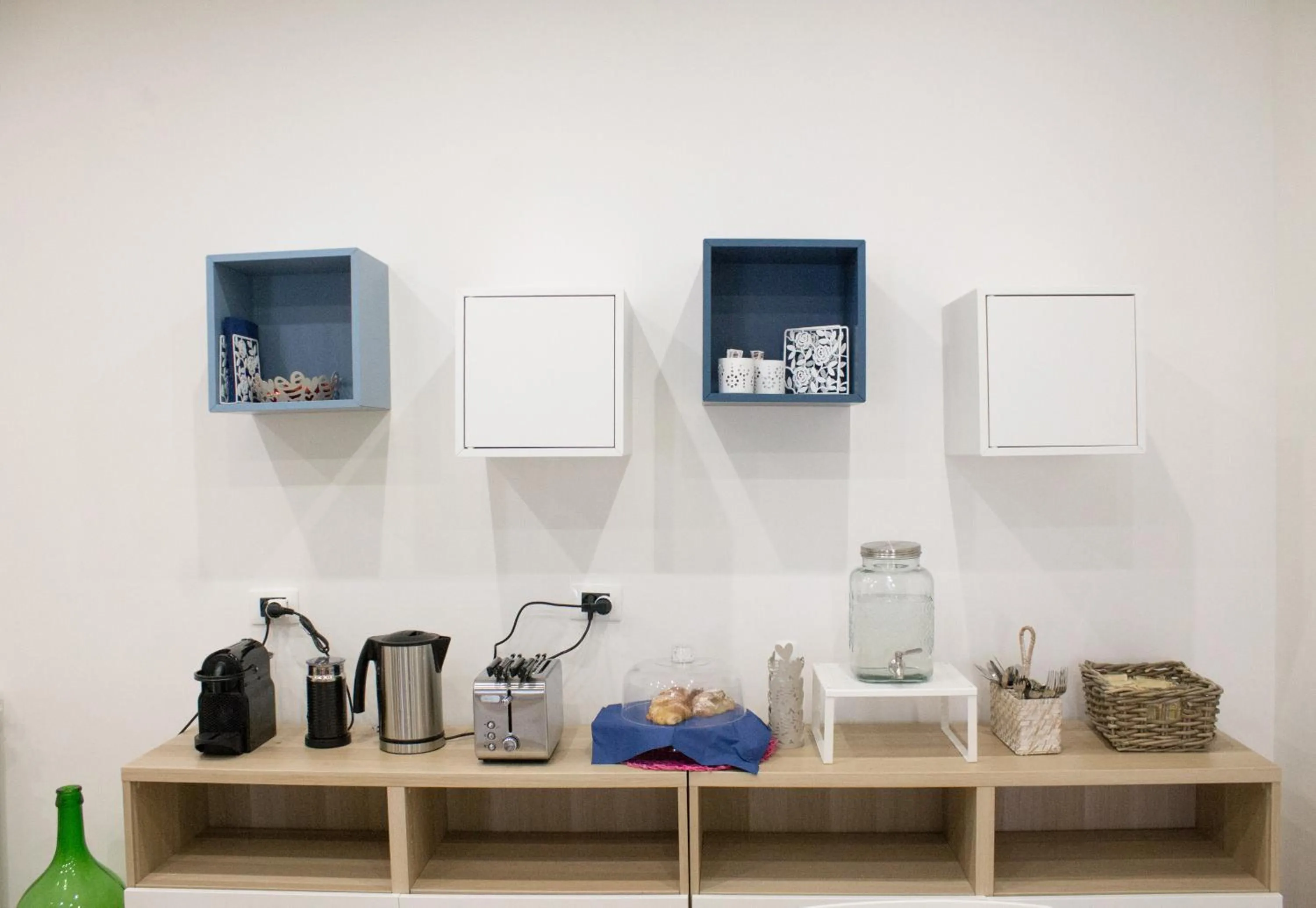 Coffee/tea facilities in Fanà